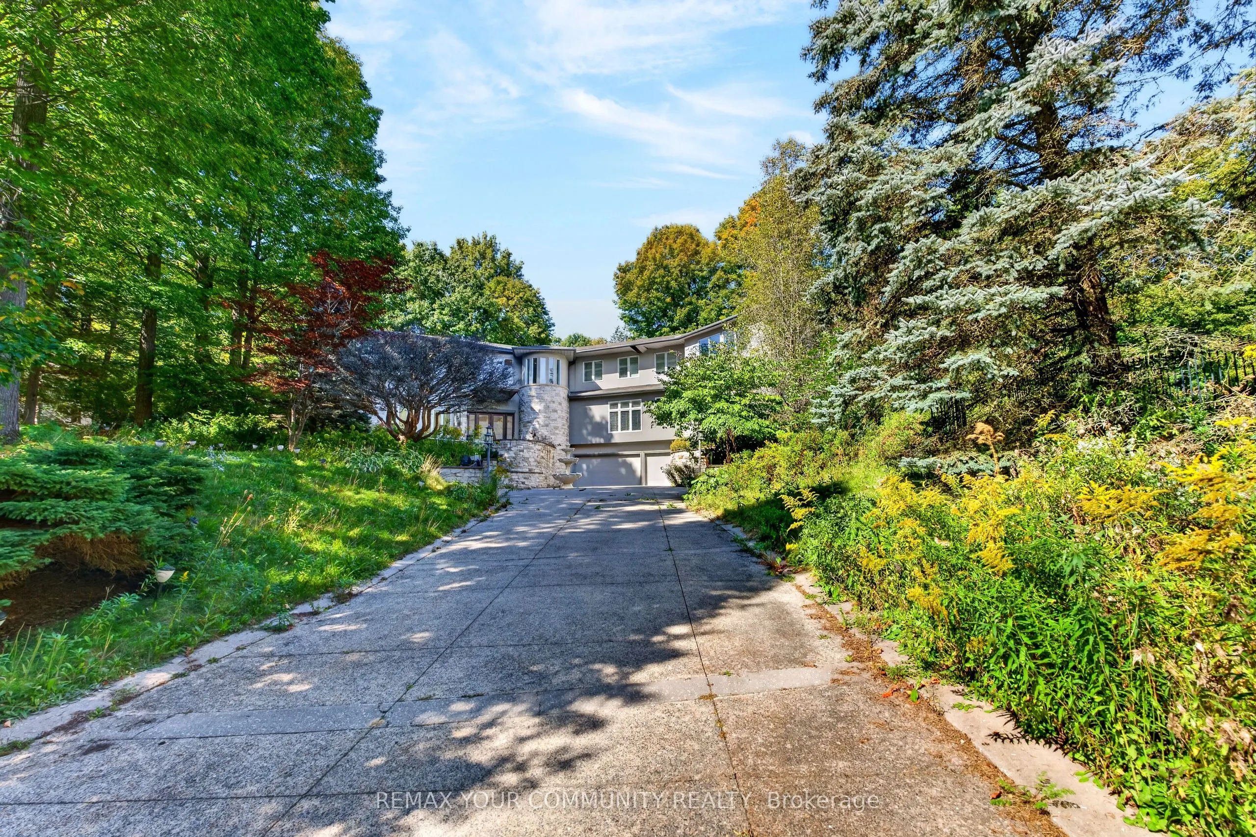 76 Silver Fox Place