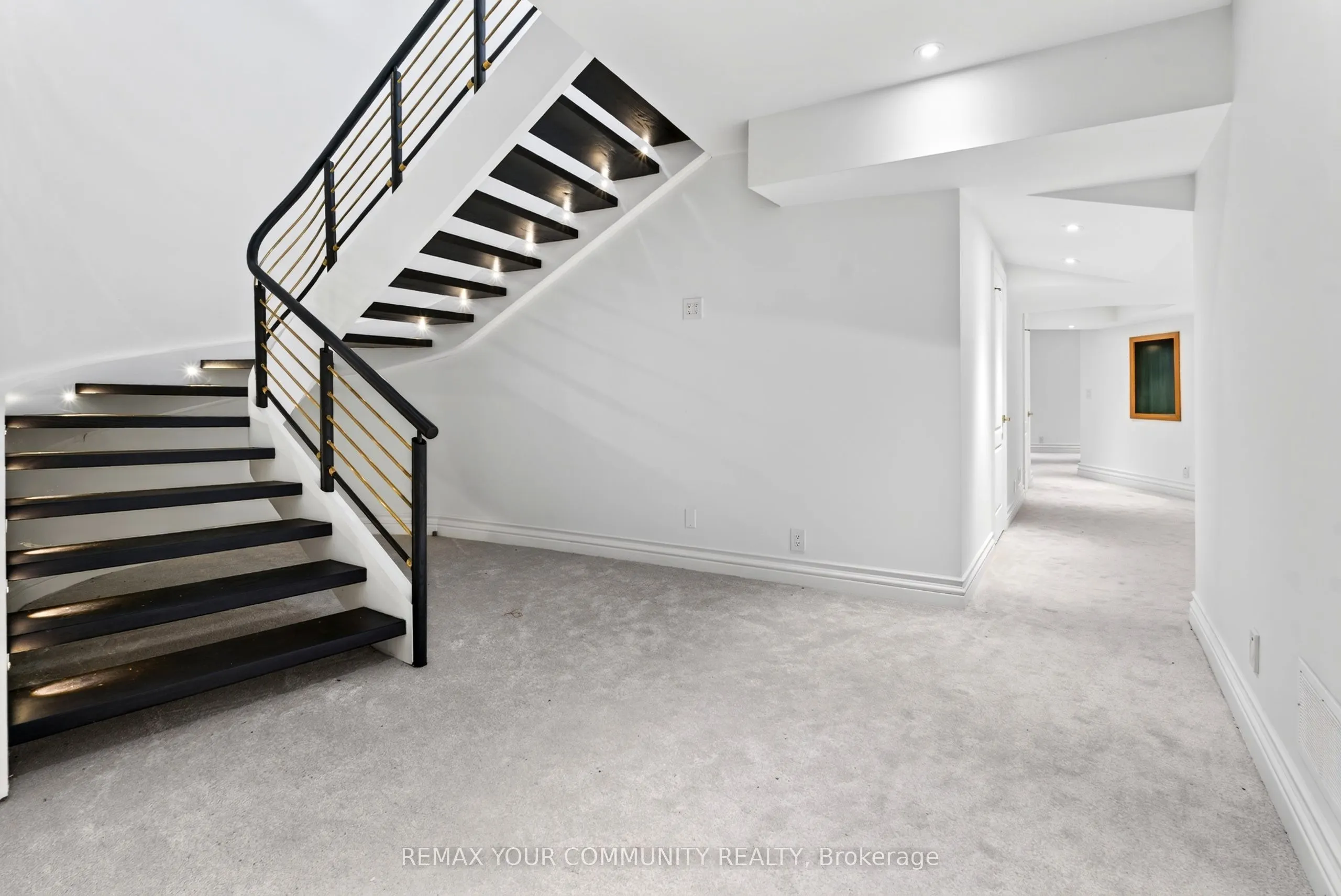 76 Silver Fox Place
