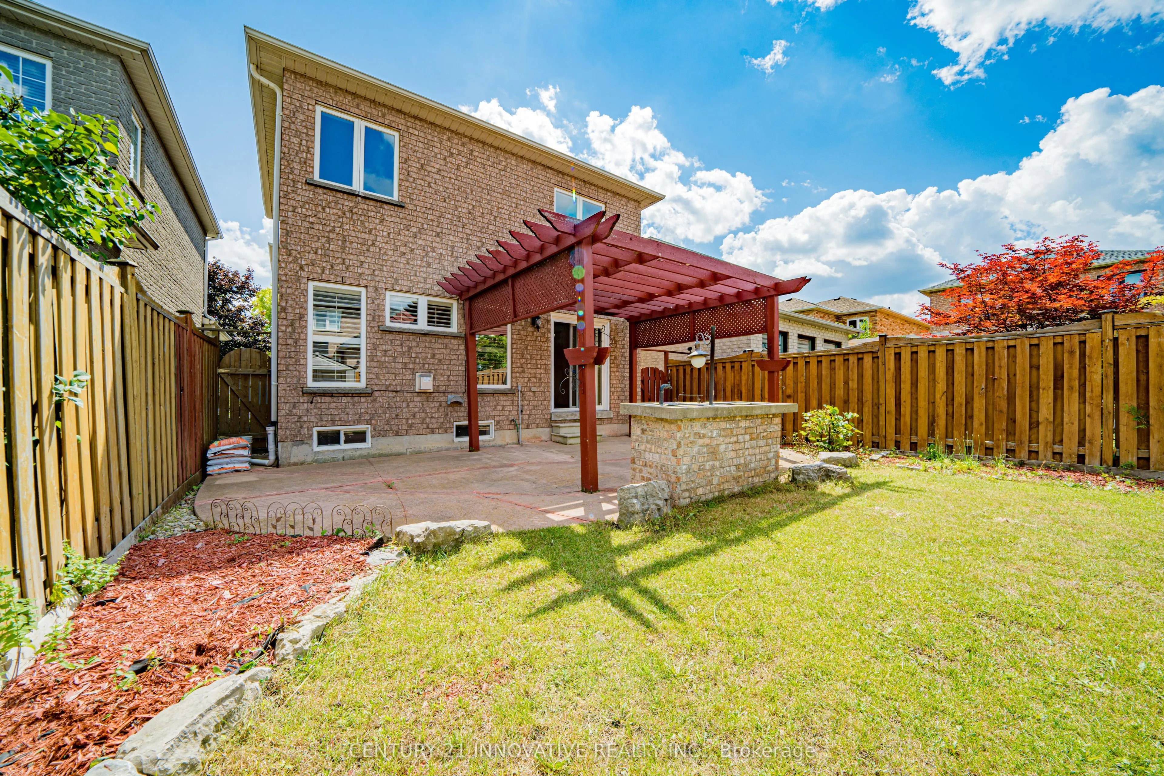 117 Raintree Crescent