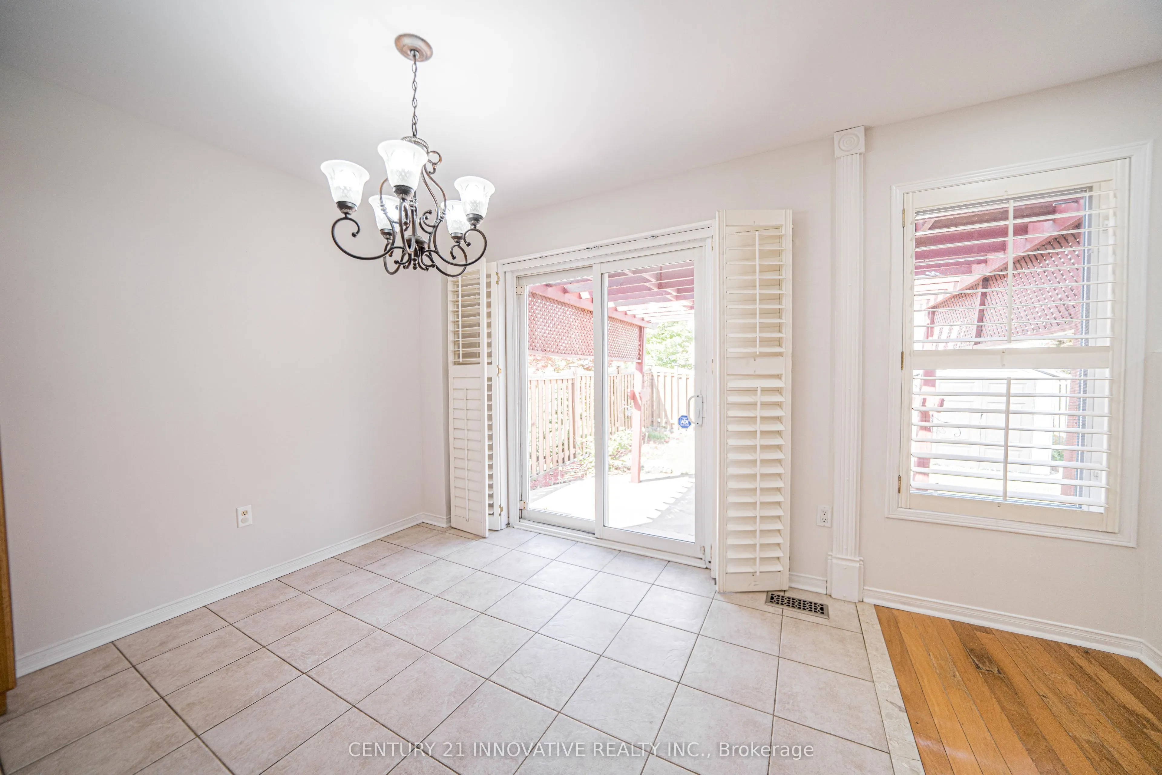 117 Raintree Crescent