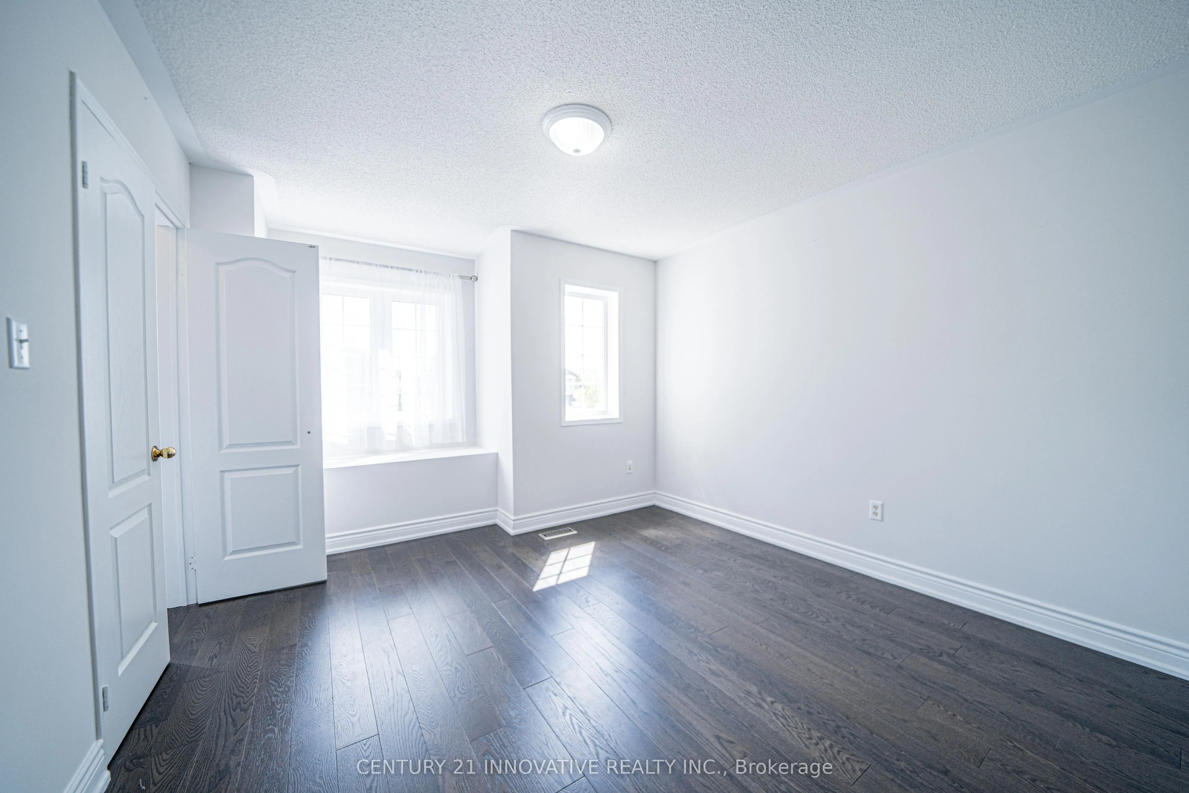 117 Raintree Crescent