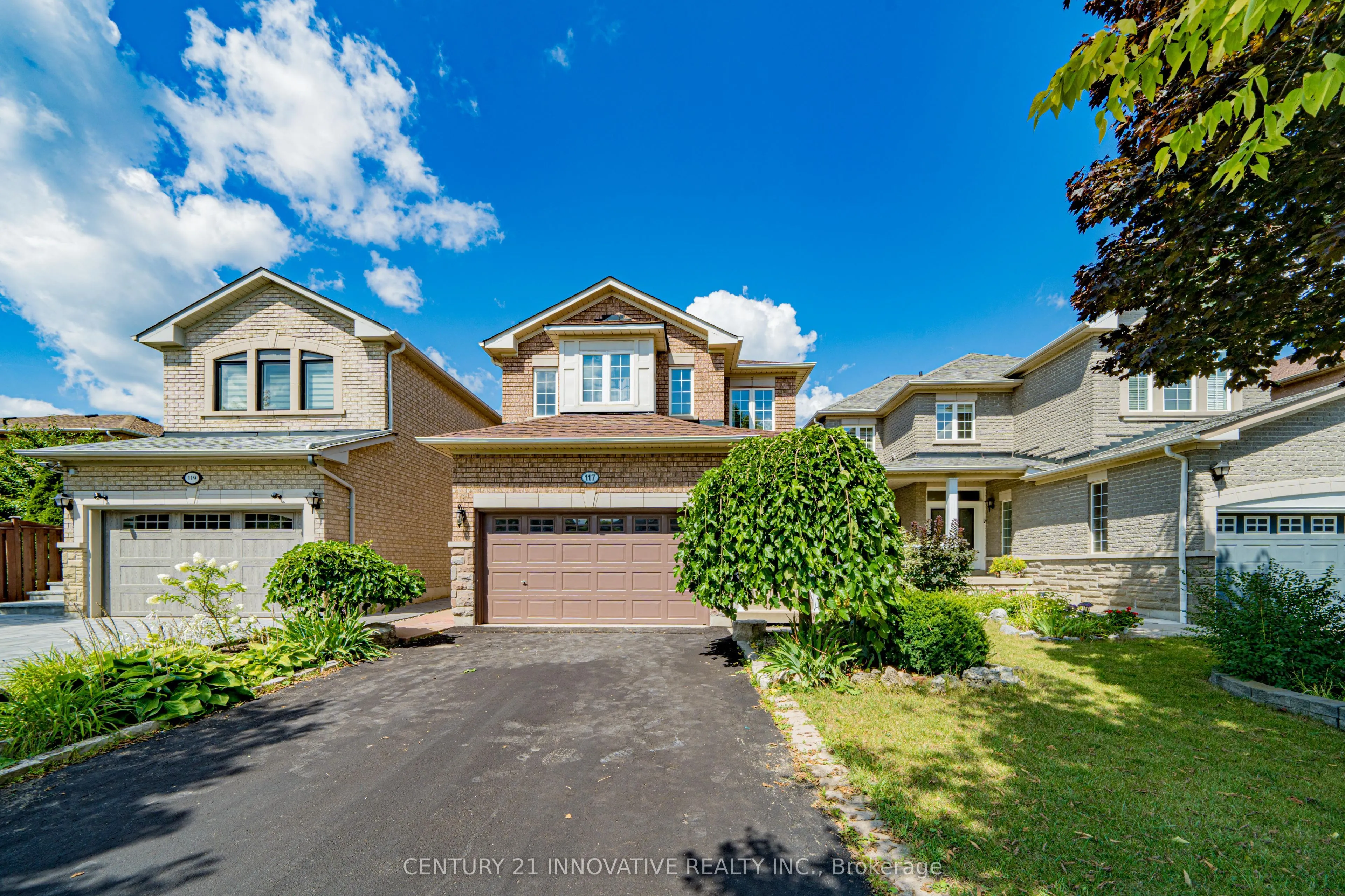 117 Raintree Crescent