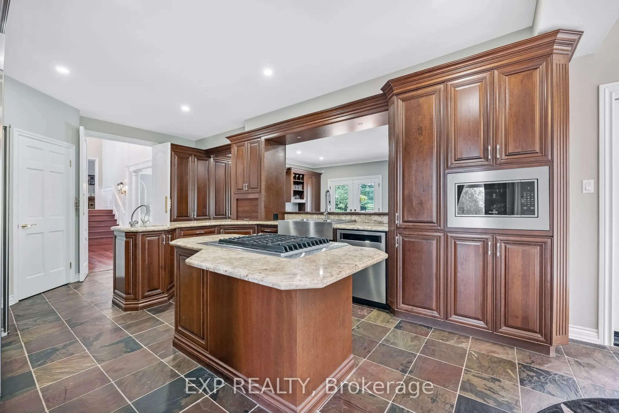 15 Jarvis Avenue