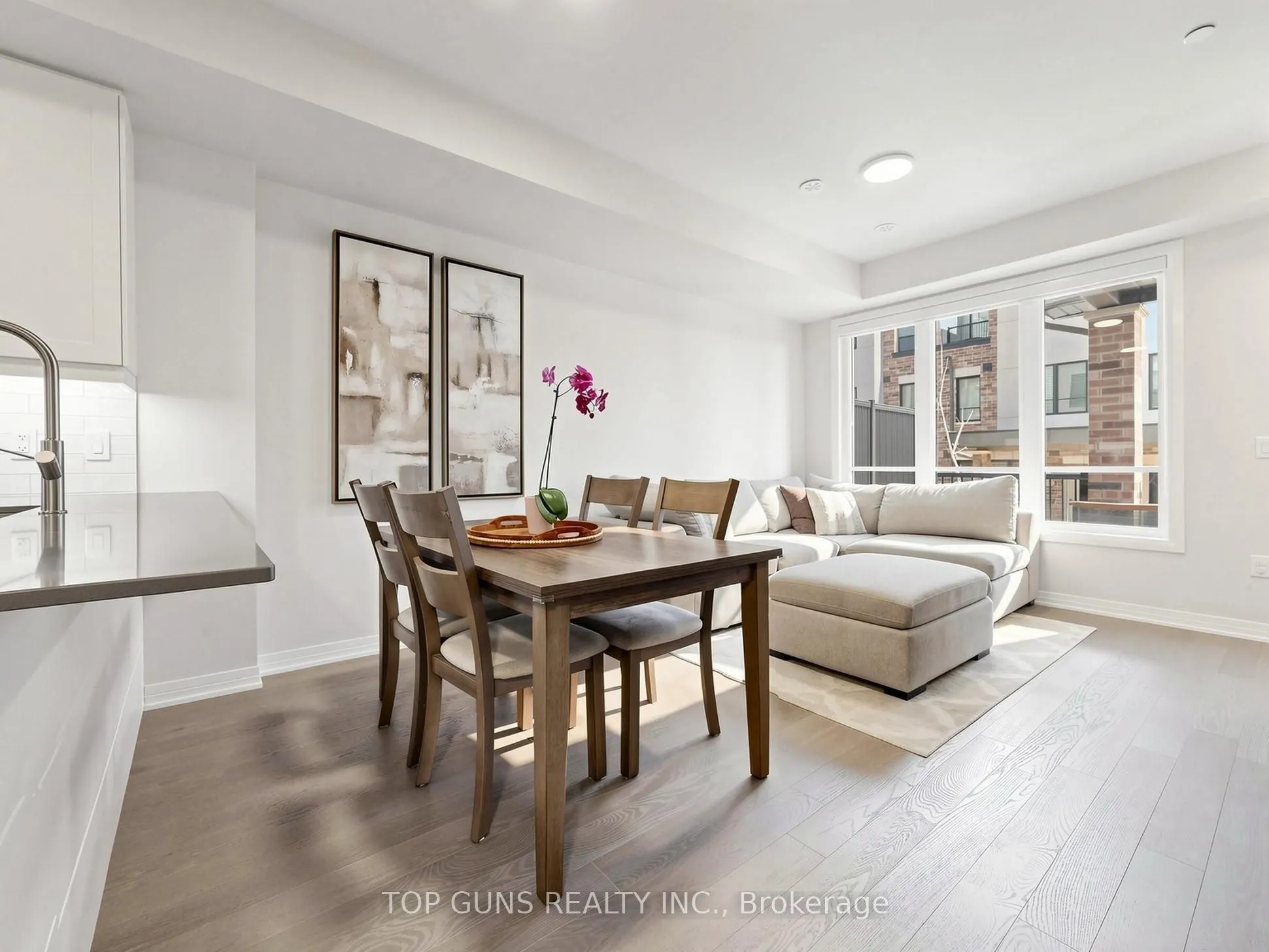 50 Baynes Way #4