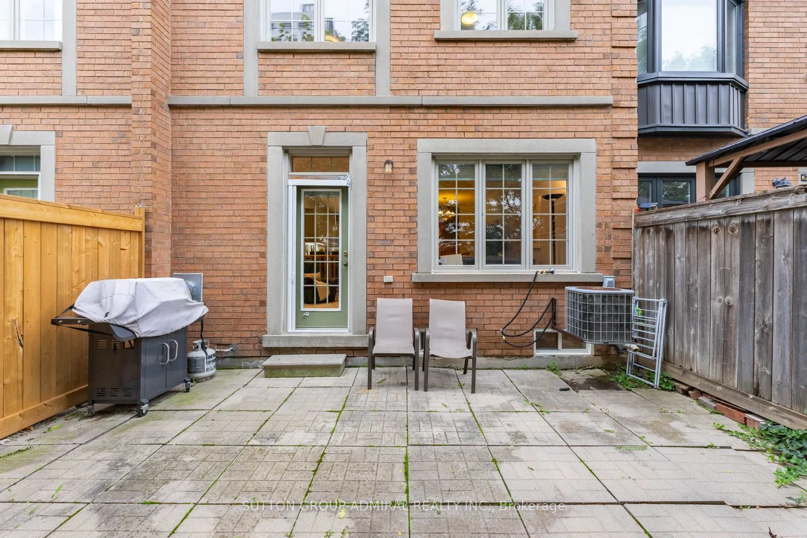 37 Kingsbridge Circle