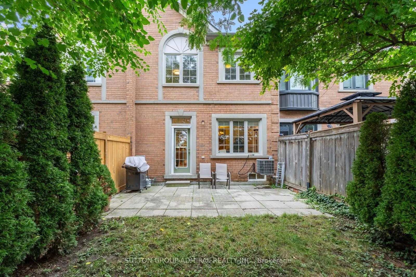 37 Kingsbridge Circle
