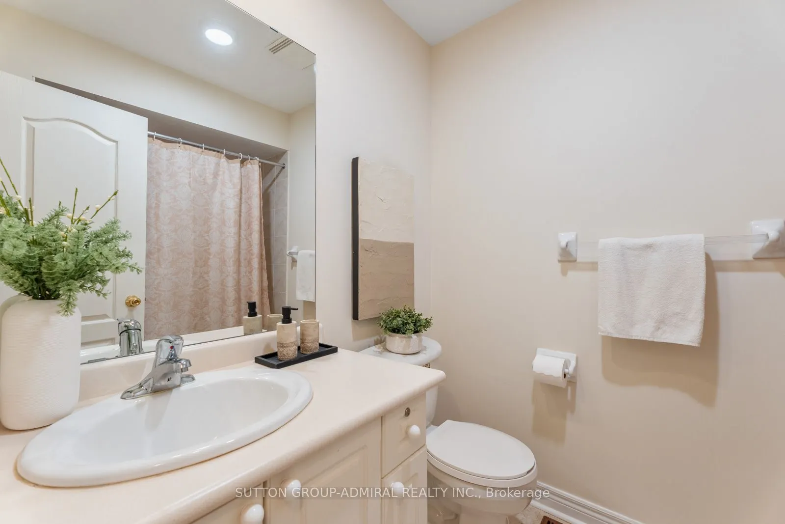 37 Kingsbridge Circle