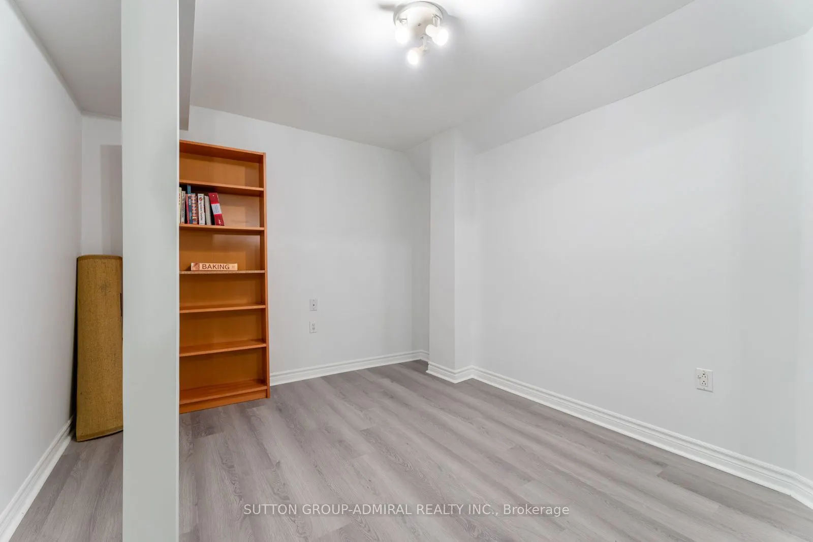 37 Kingsbridge Circle