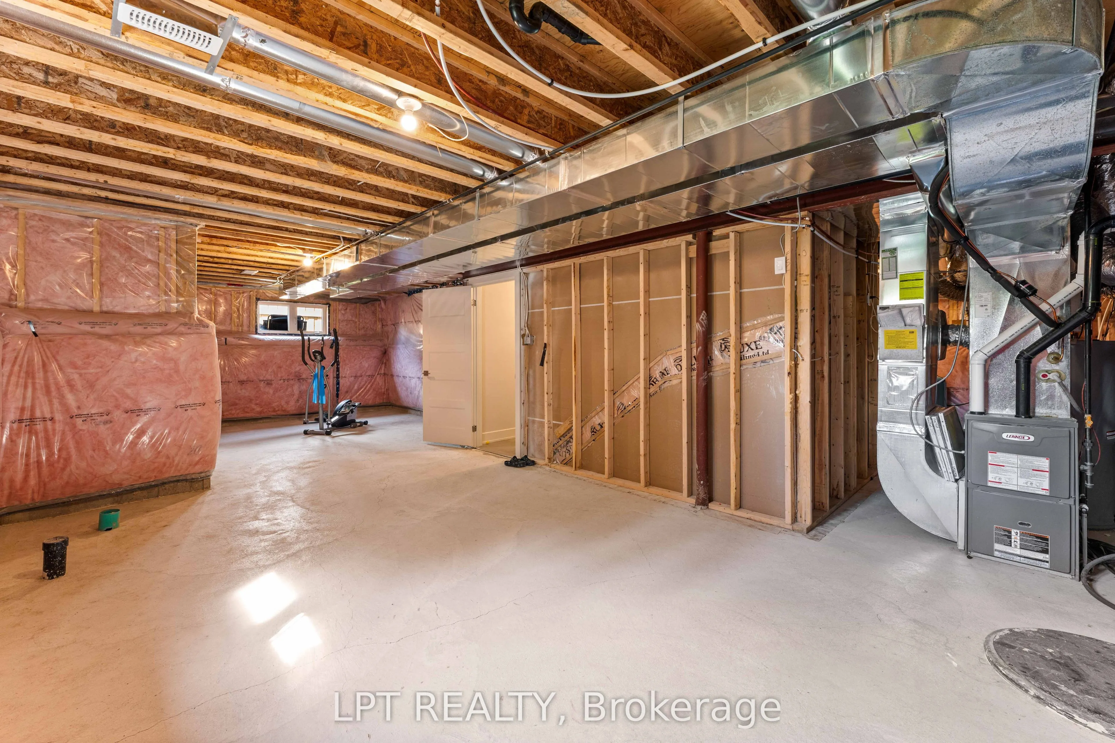 36 Blue Jay Boulevard