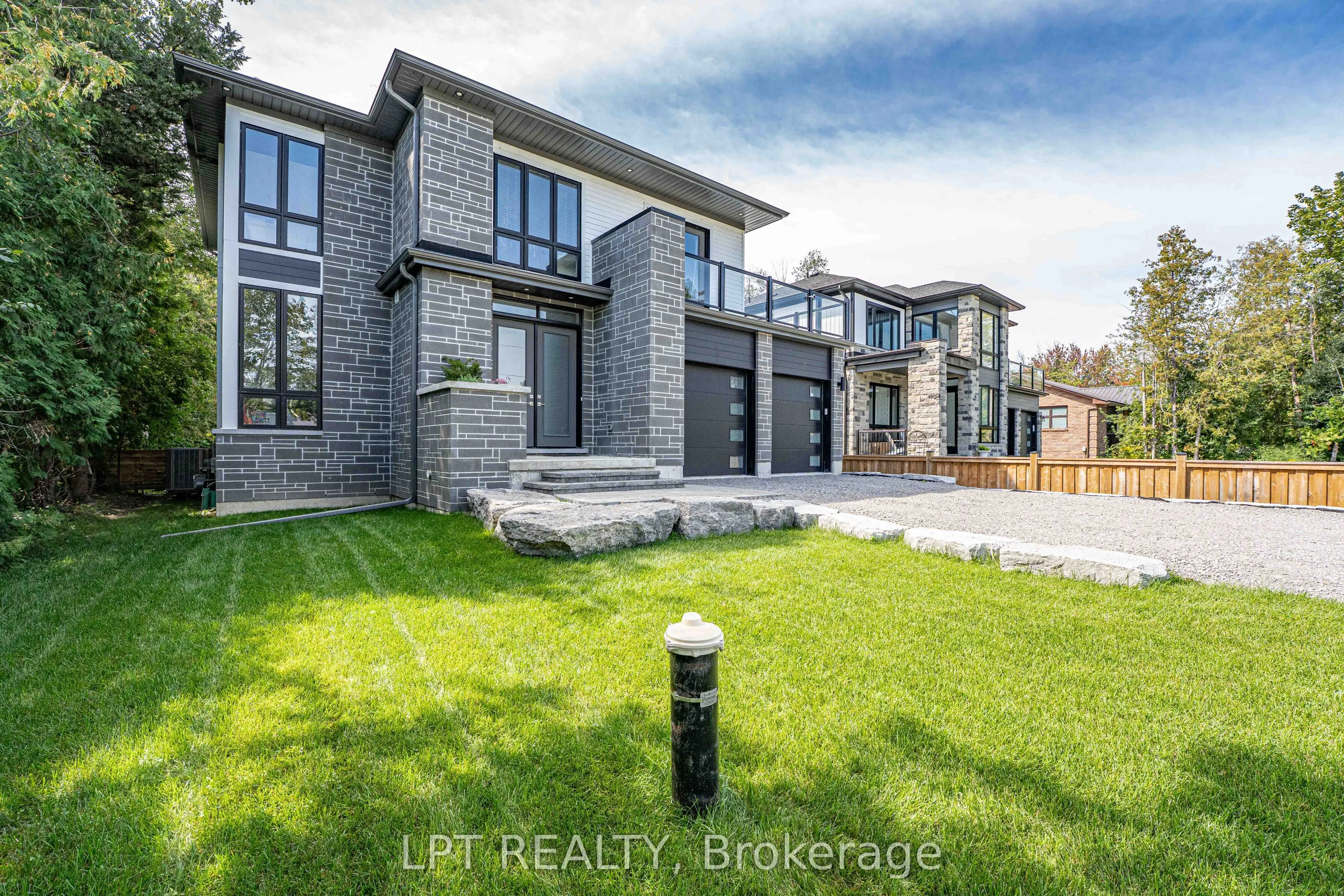36 Blue Jay Boulevard