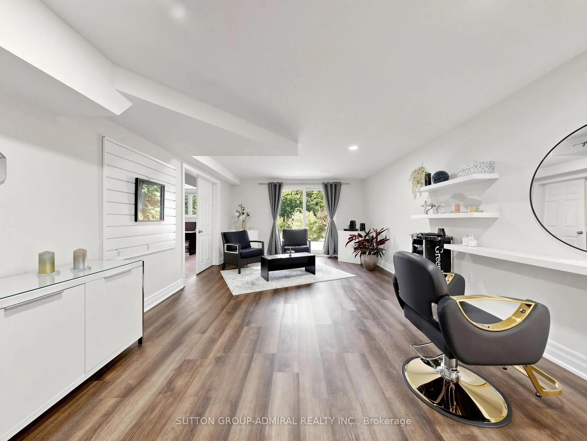 48 Petch Crescent