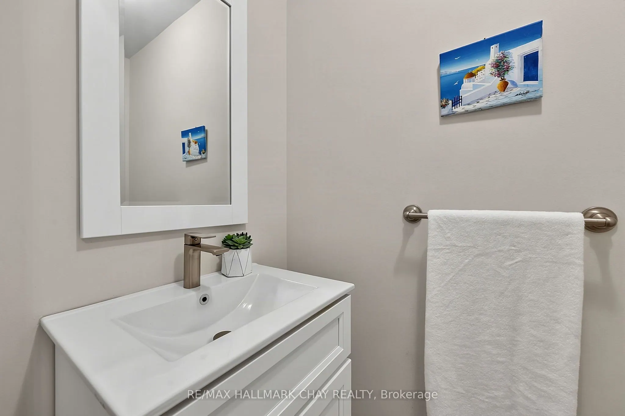 168 Denise Circle