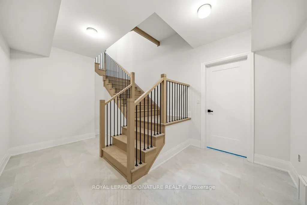 16 Gianvito Crescent