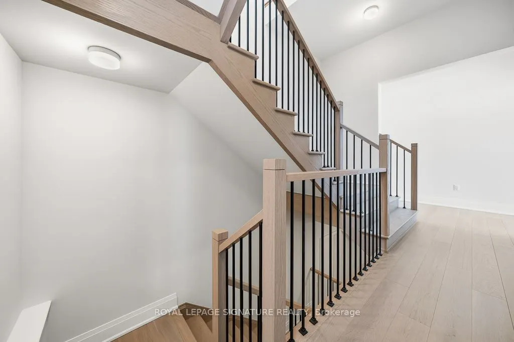 16 Gianvito Crescent