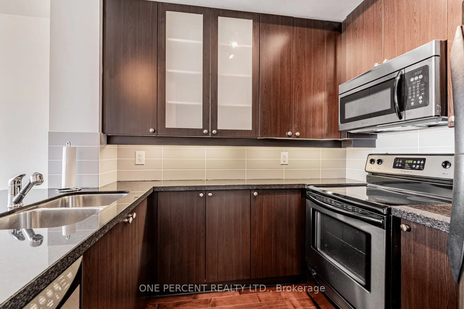 21 Upper Duke Crescent #401