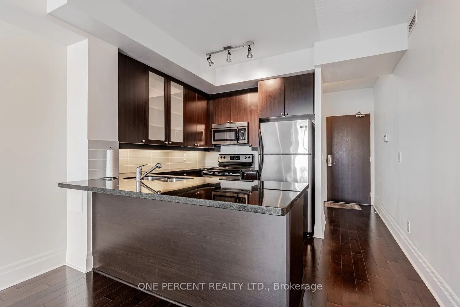 21 Upper Duke Crescent #401