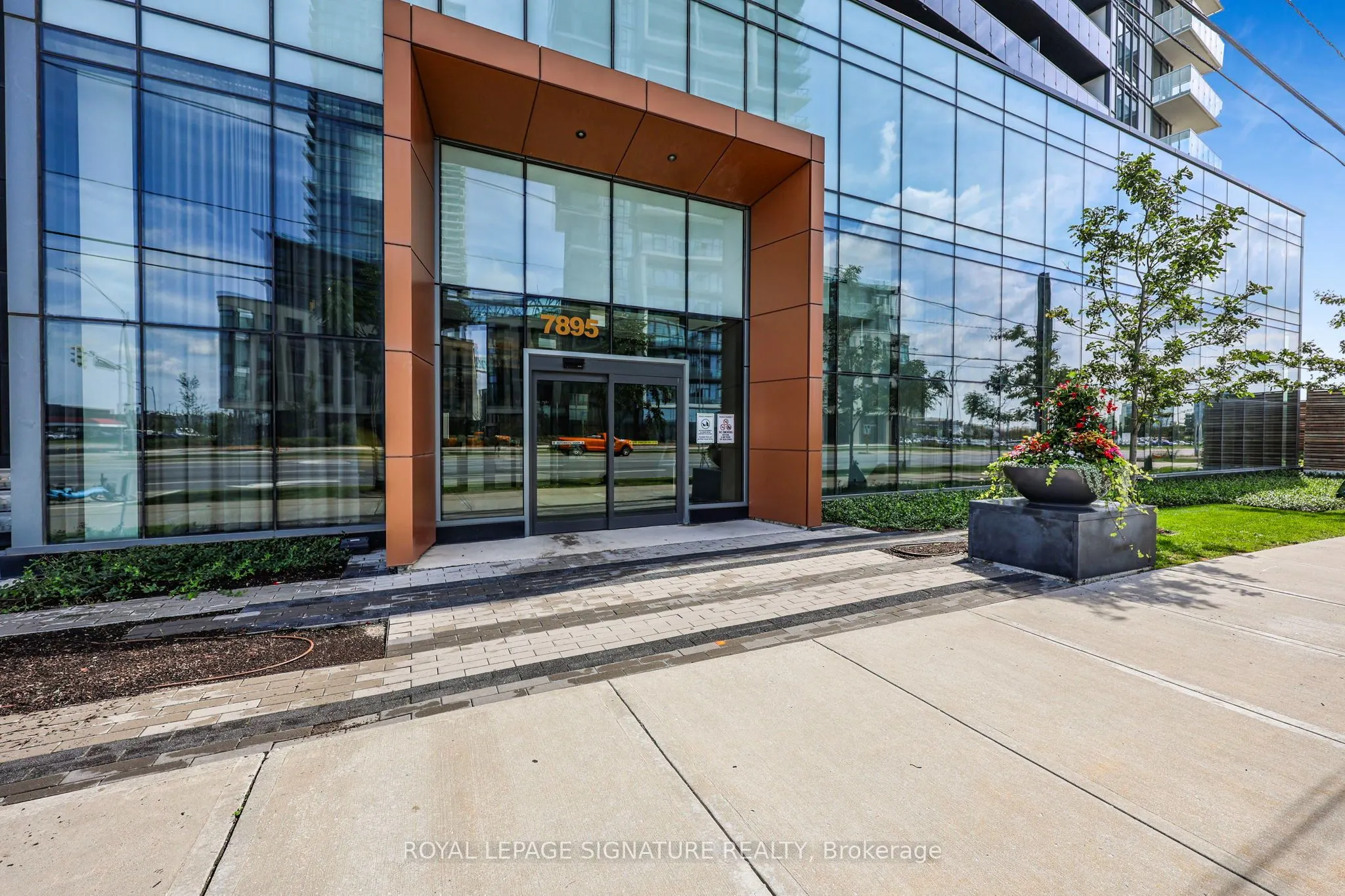 7895 Jane Street #2908