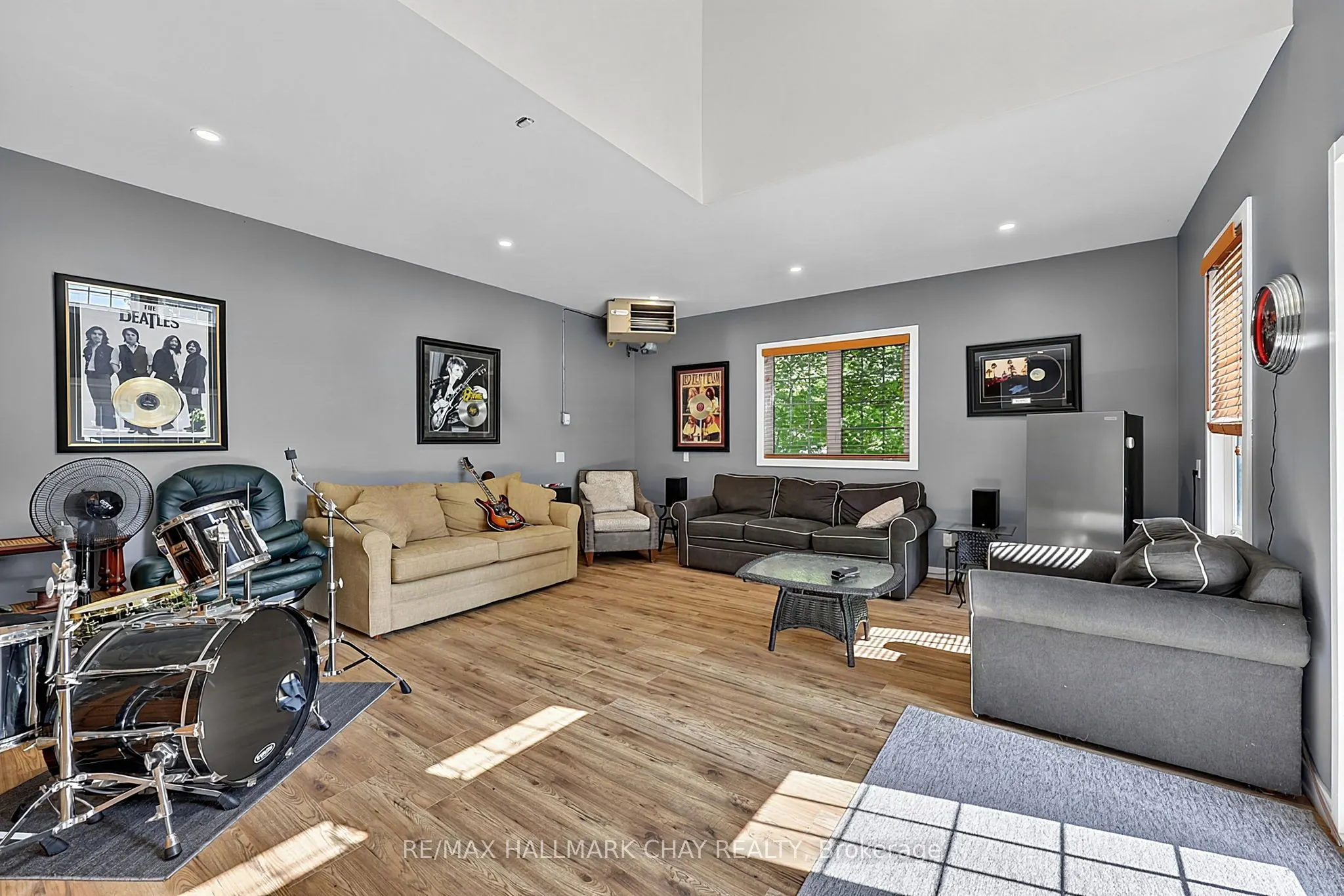 8128 Main Street