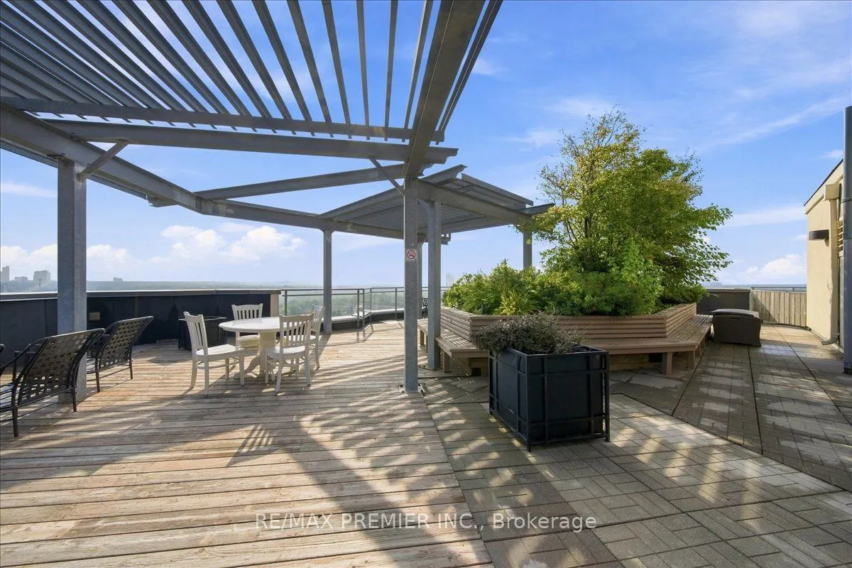 7730 Kipling Avenue #708