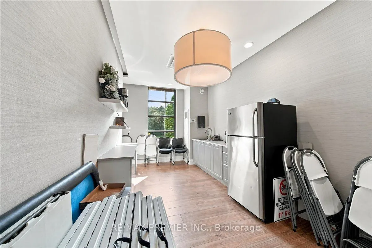 7730 Kipling Avenue #708