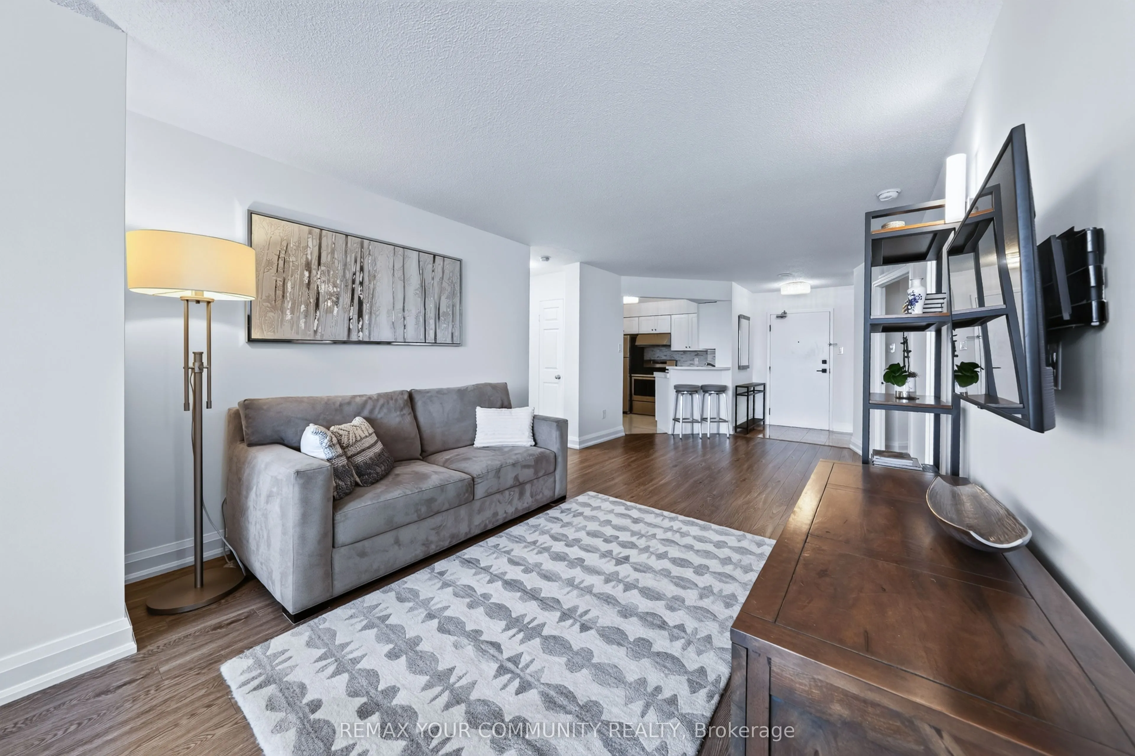 8501 Bayview Avenue #1011