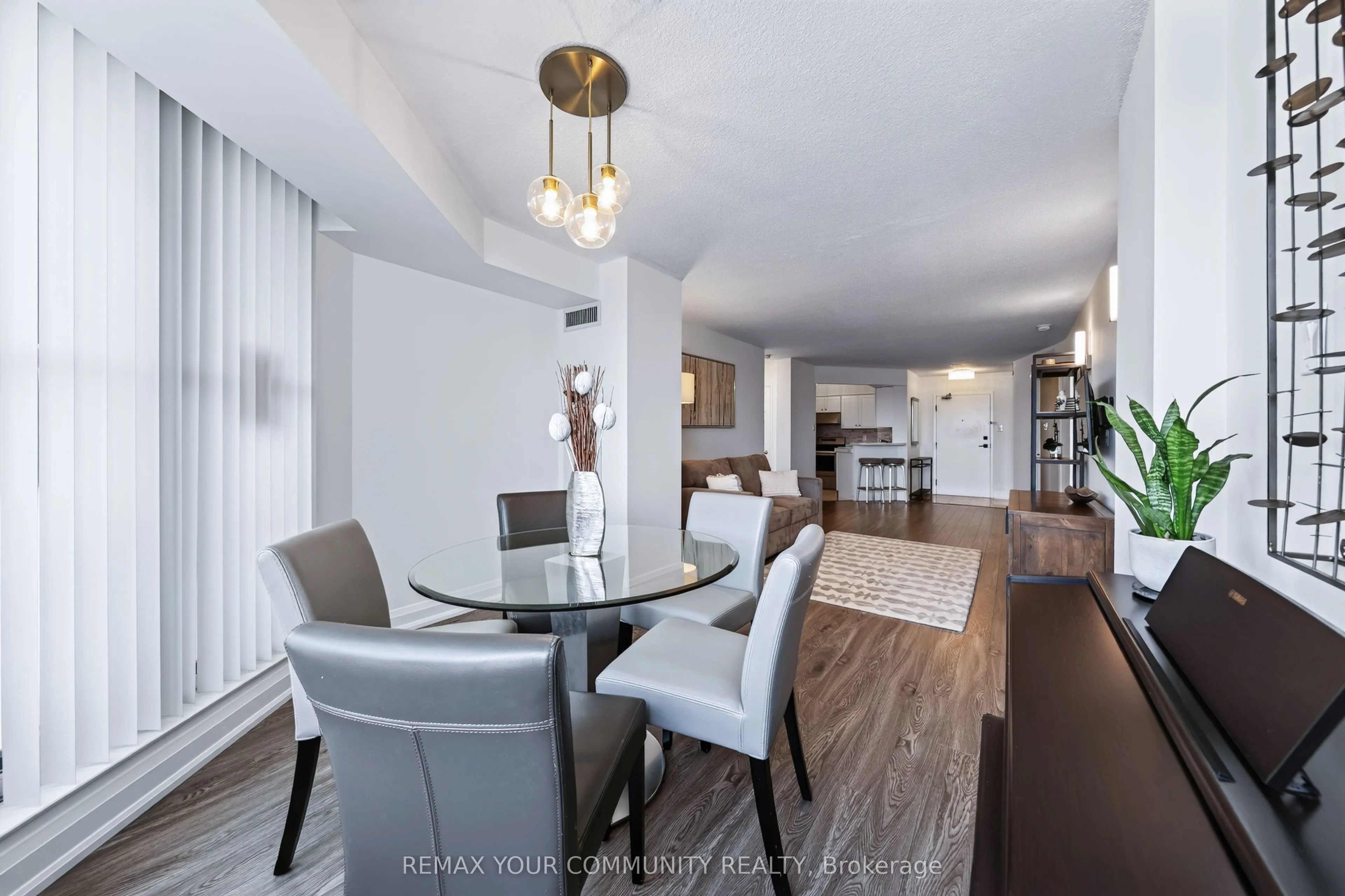 8501 Bayview Avenue #1011