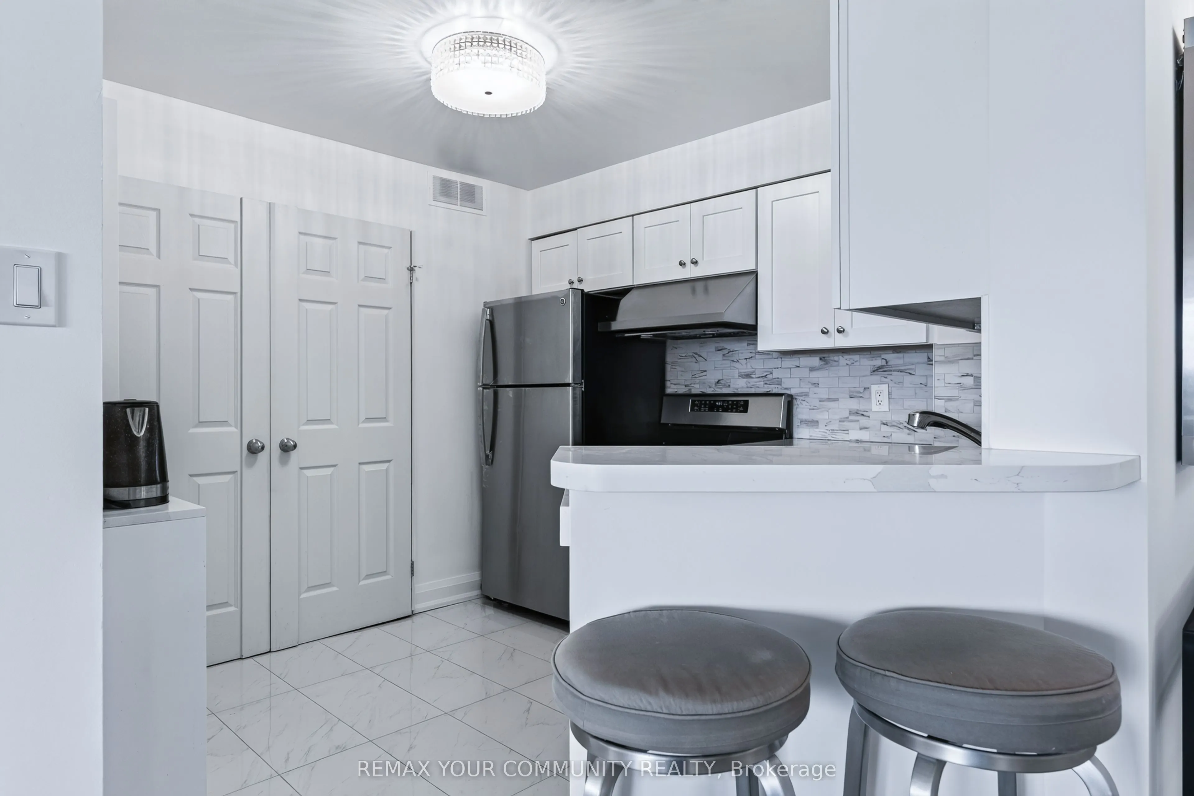 8501 Bayview Avenue #1011