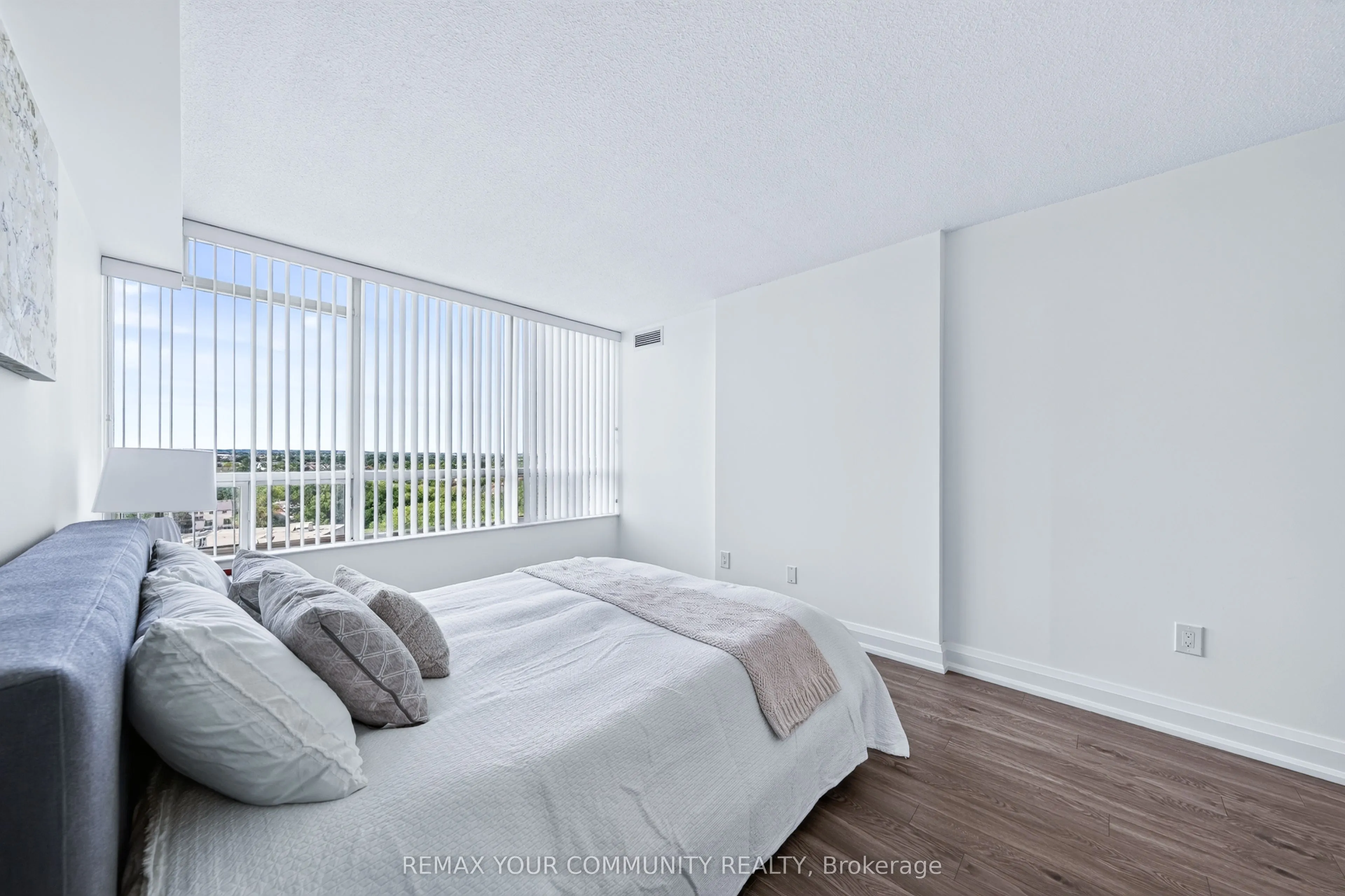 8501 Bayview Avenue #1011