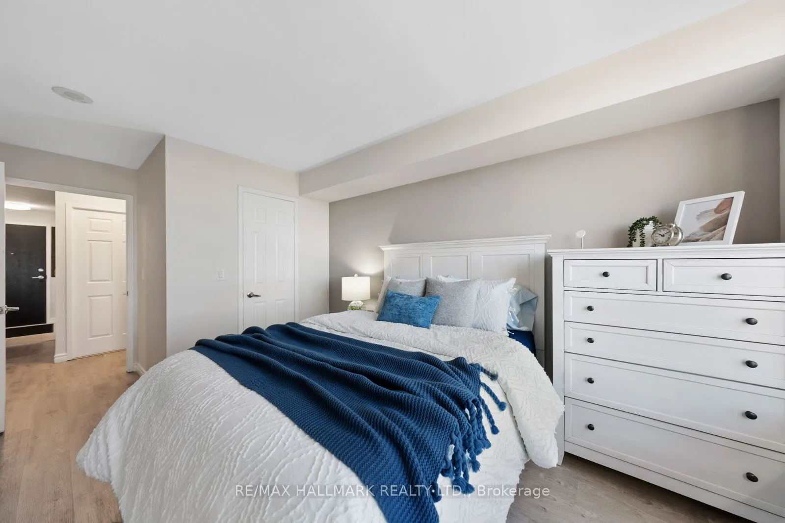 75 King William Crescent #LPH6