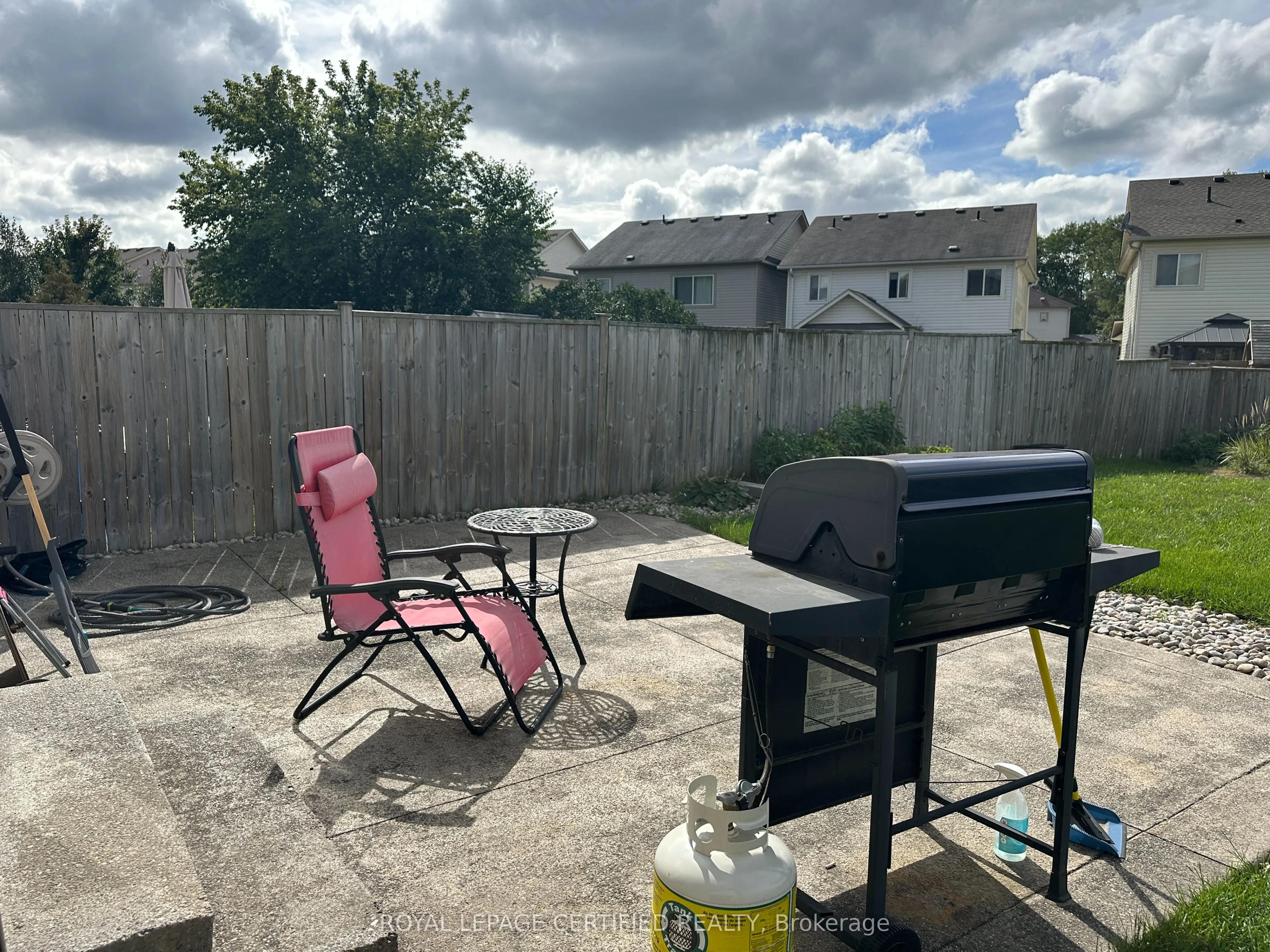 64 Admiral Crescent
