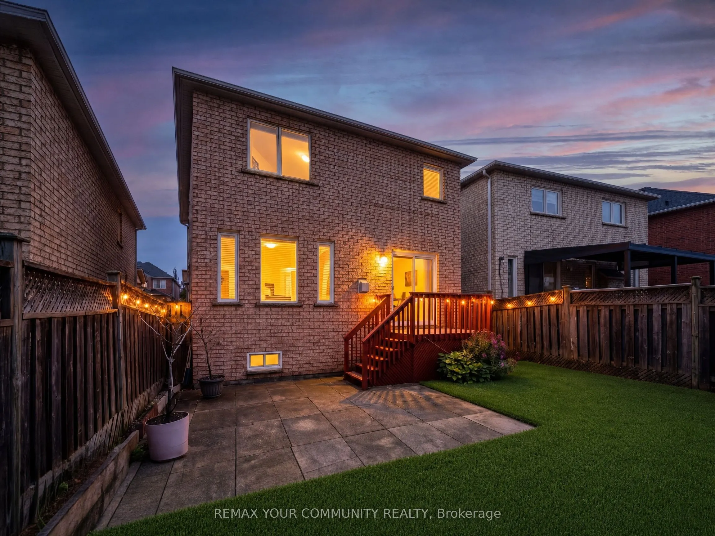129 Colombo Crescent