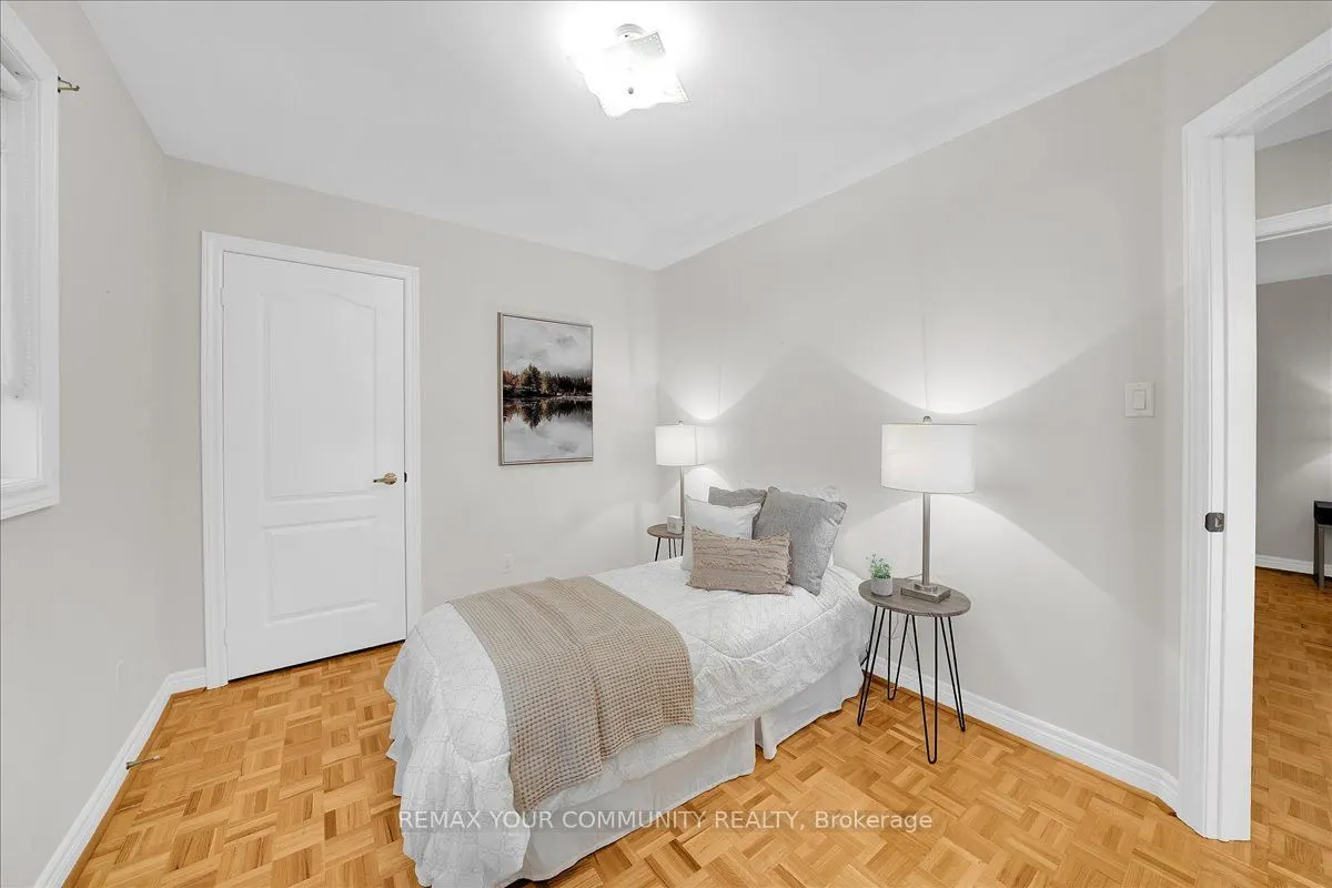 129 Colombo Crescent