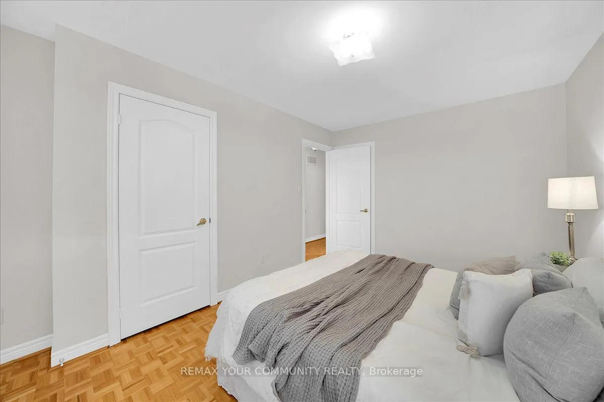 129 Colombo Crescent