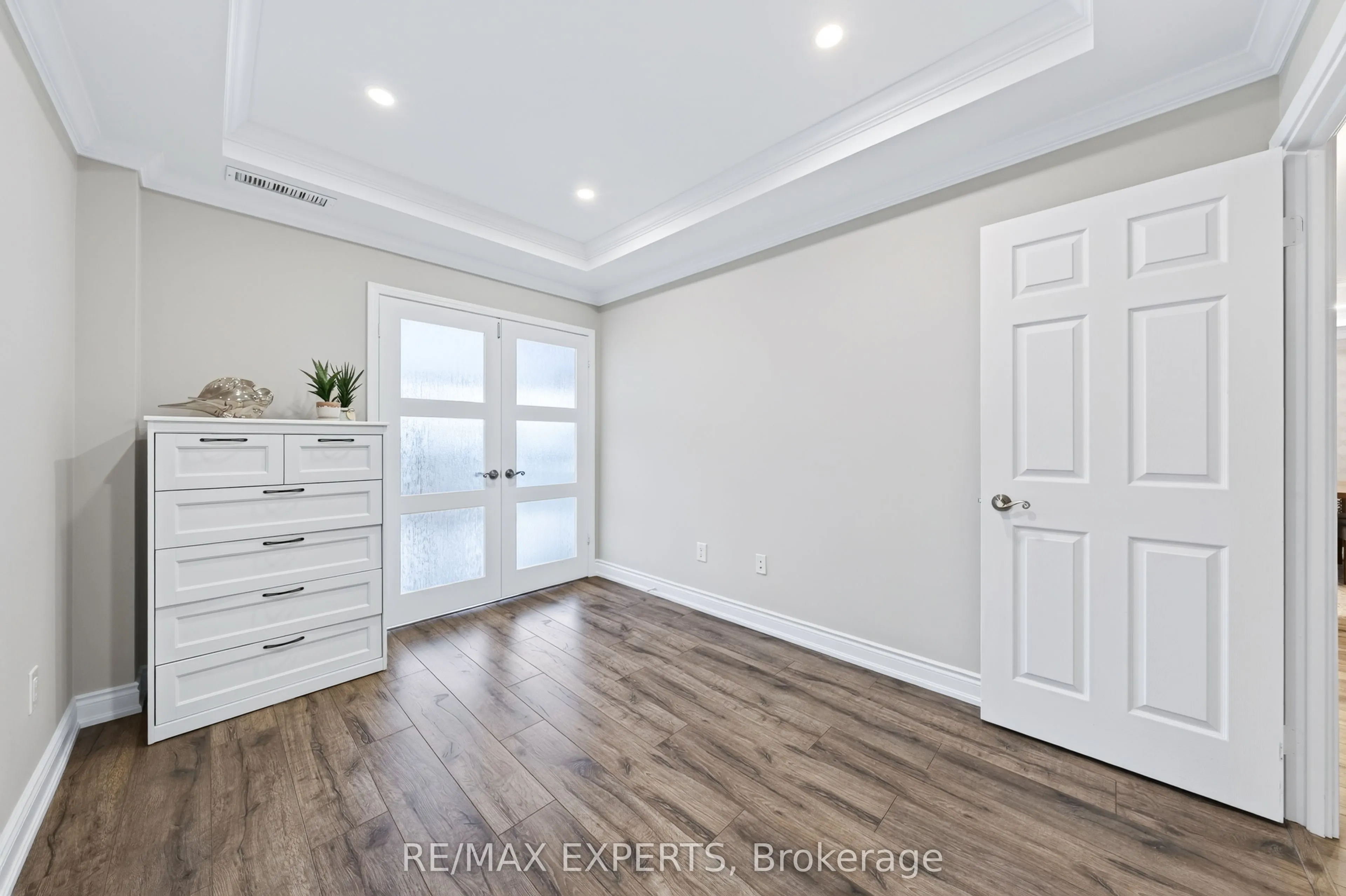 30 Harding Boulevard W #Ph01
