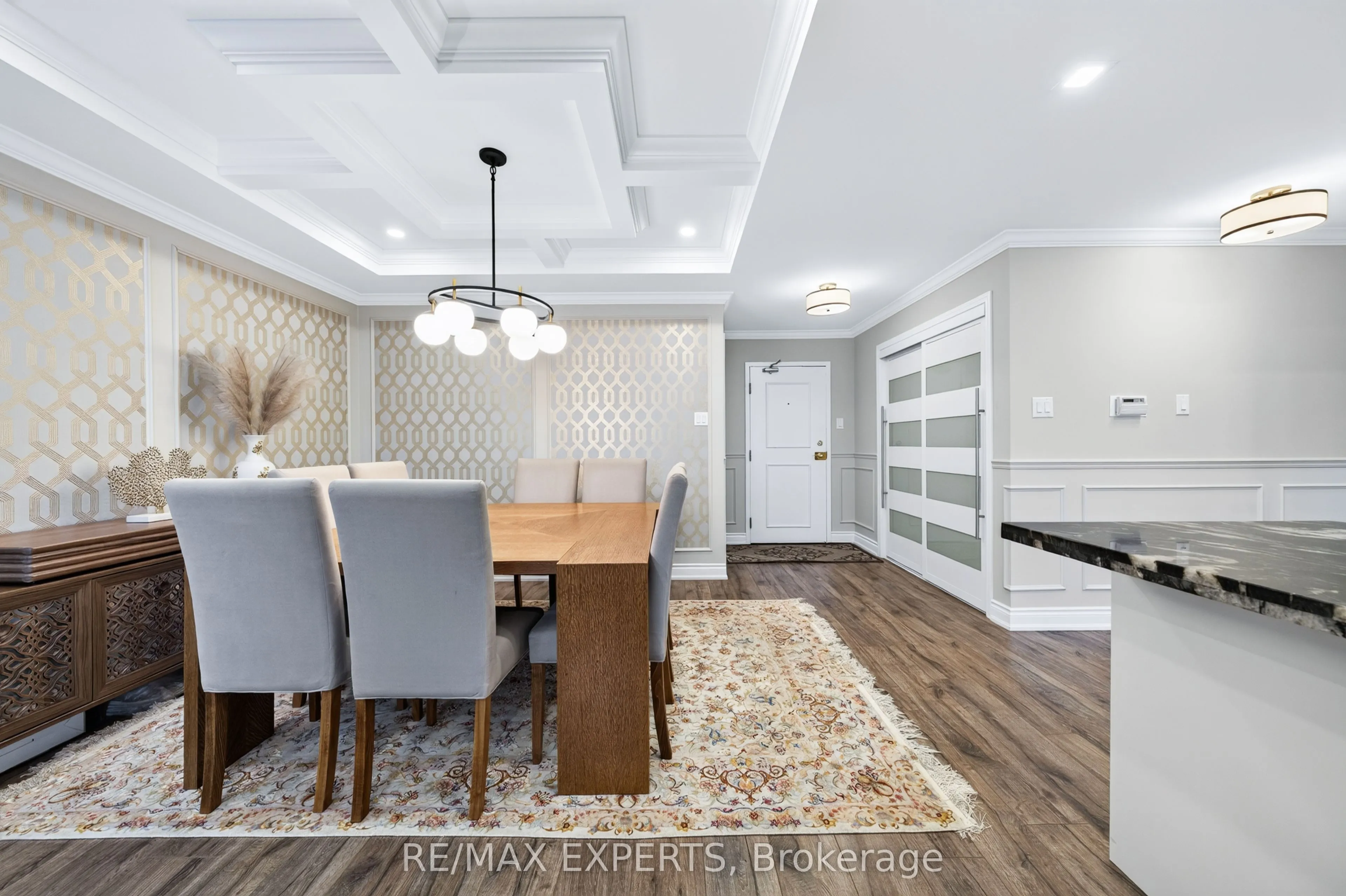 30 Harding Boulevard W #Ph01