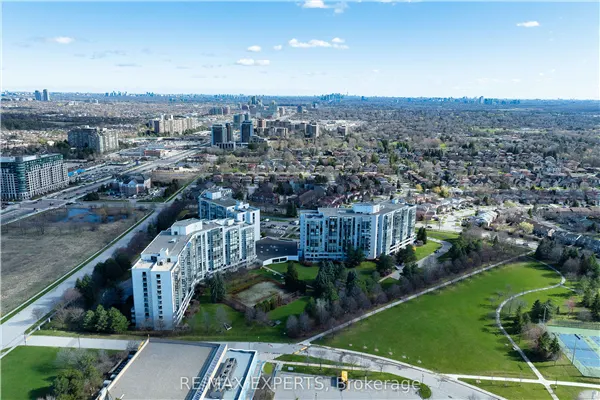 30 Harding Boulevard W