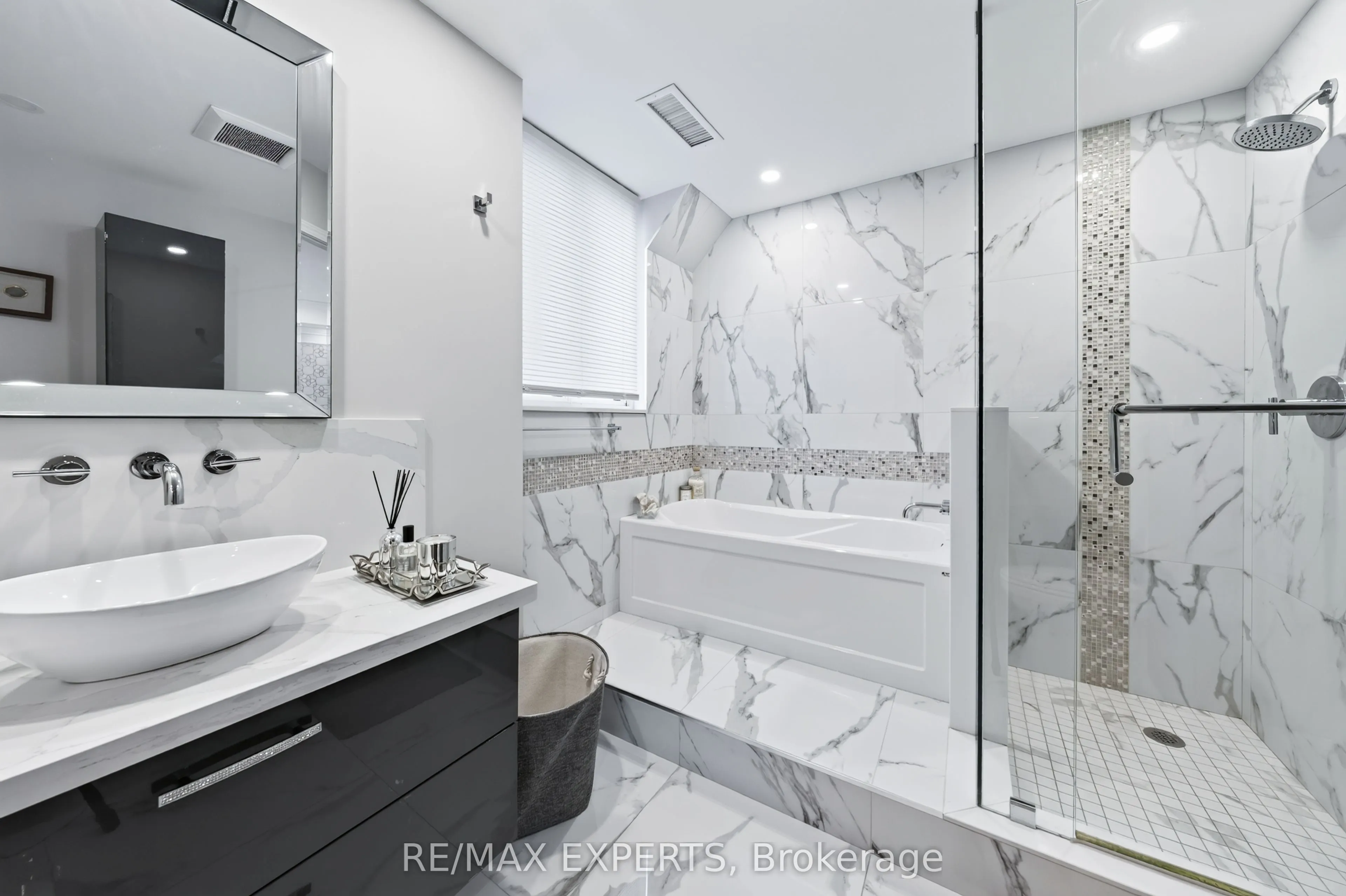 30 Harding Boulevard W #Ph01