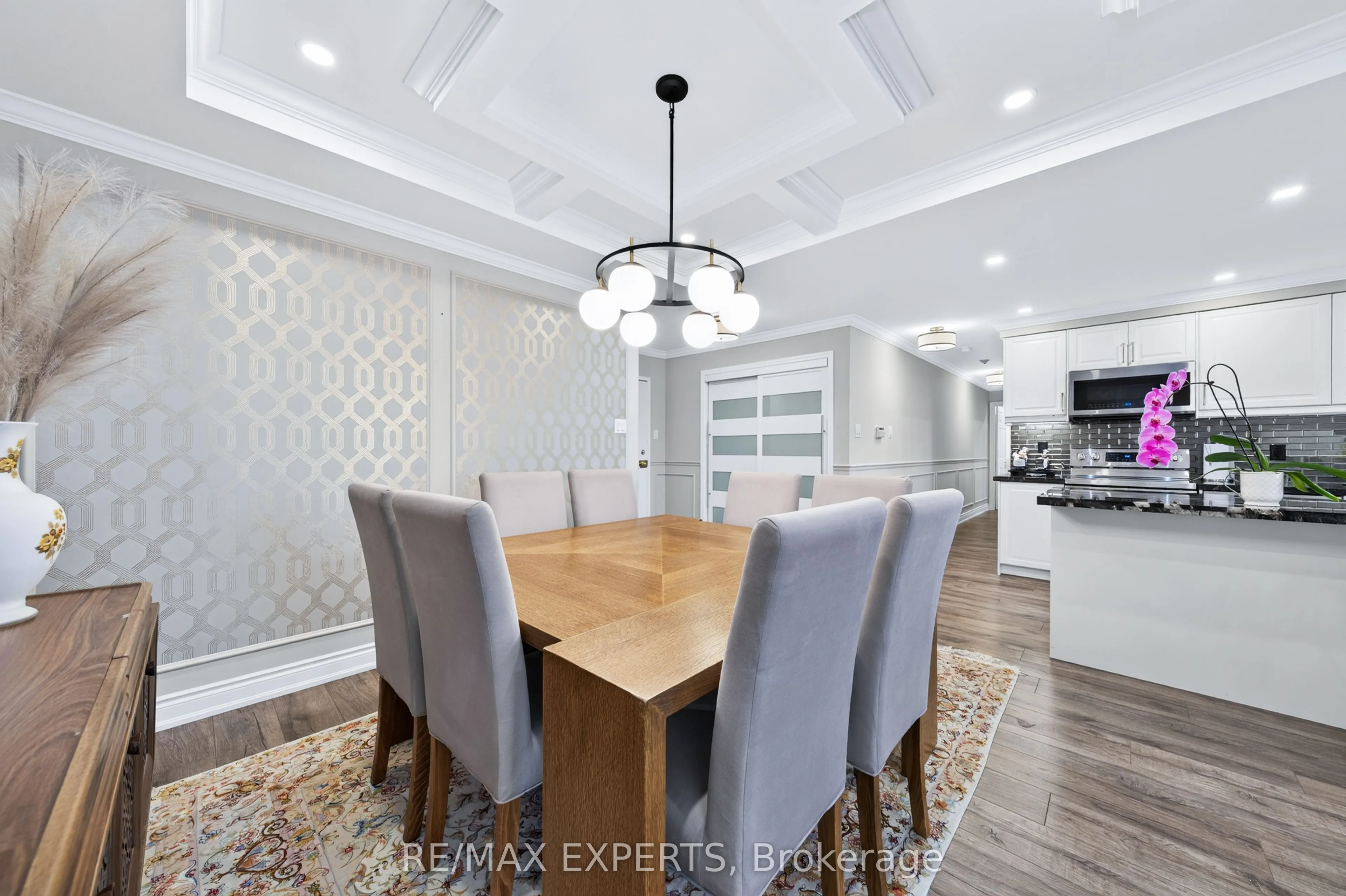 30 Harding Boulevard W #Ph01