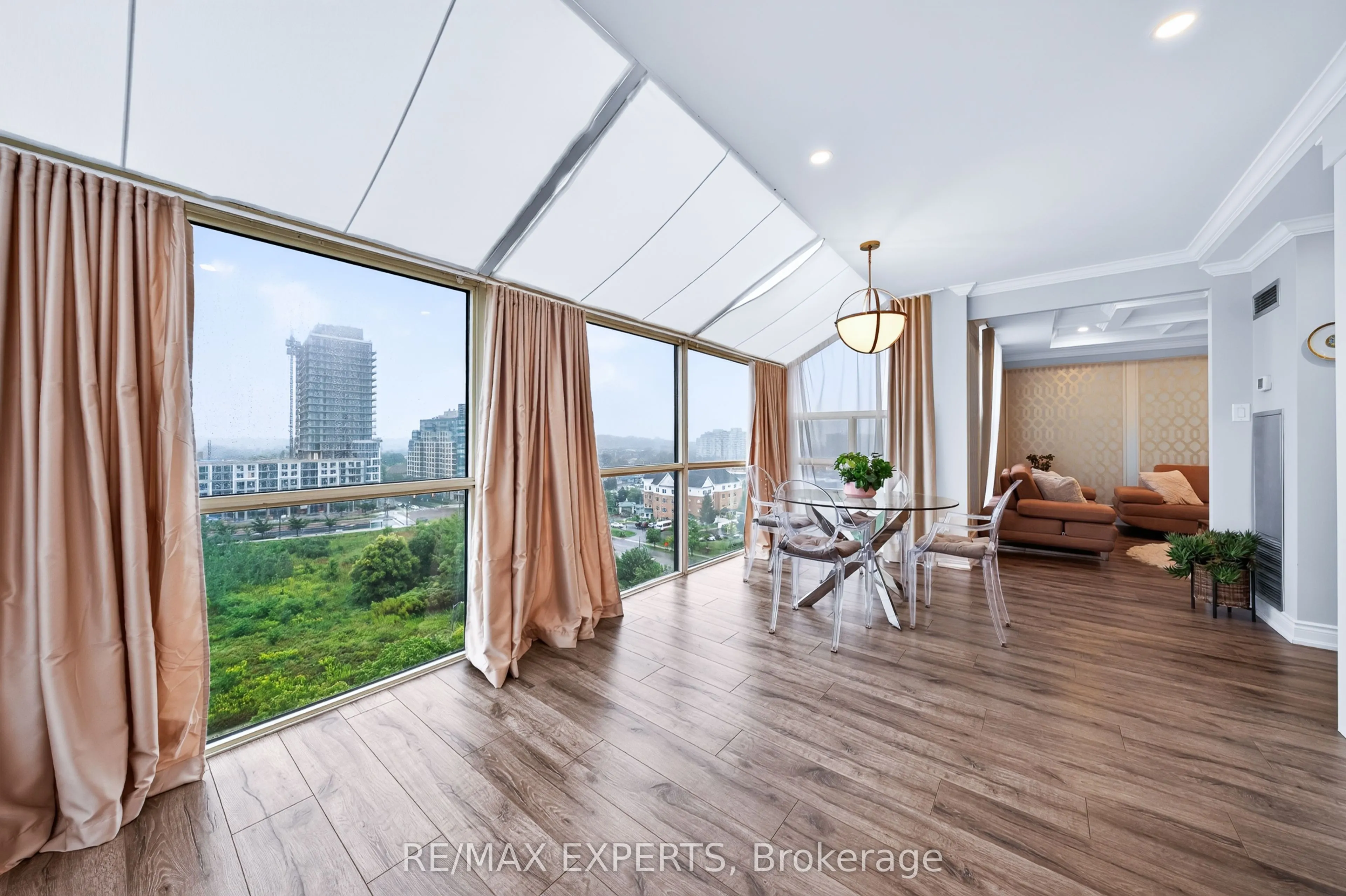 30 Harding Boulevard W #Ph01