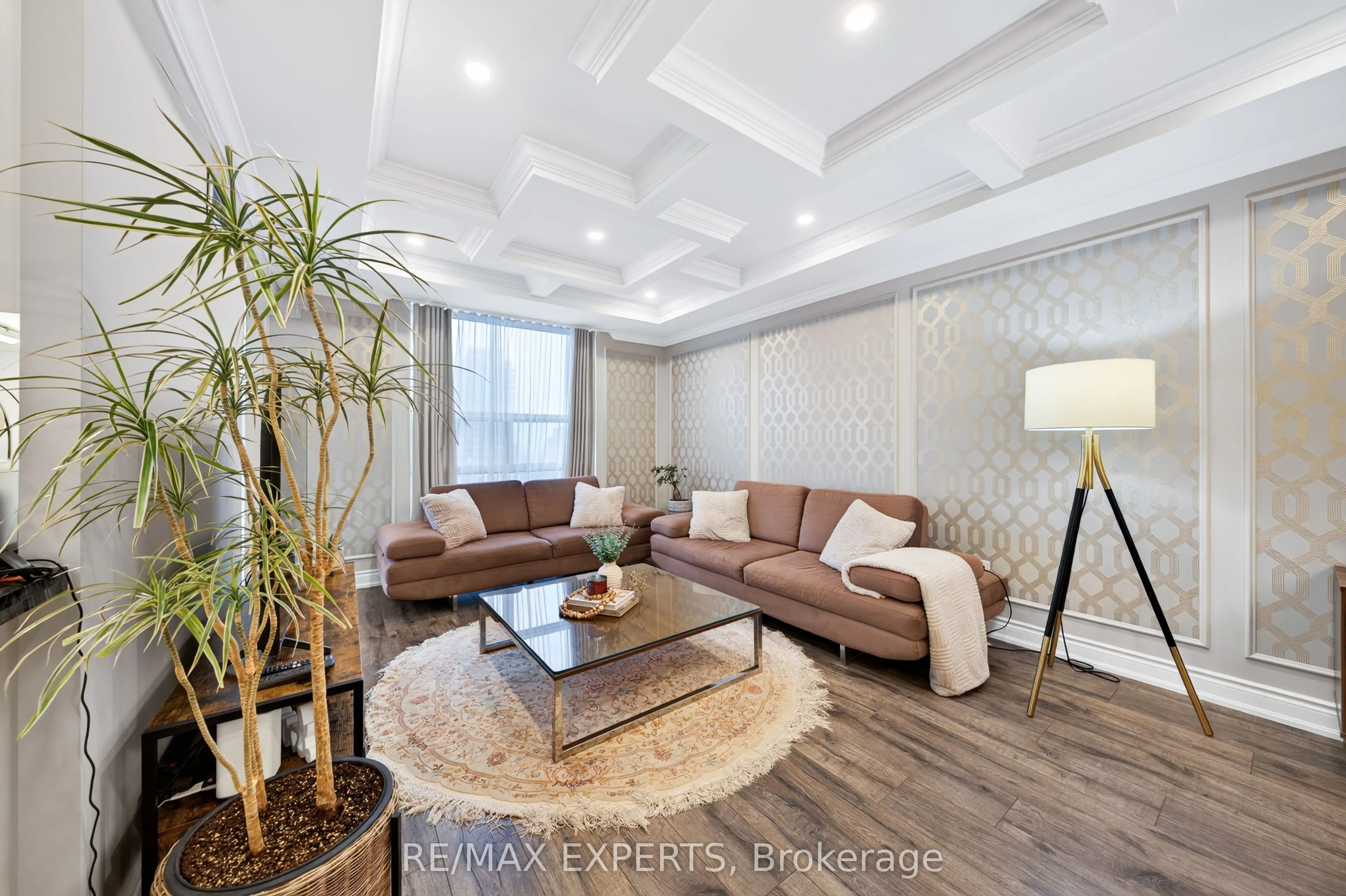 30 Harding Boulevard W #Ph01