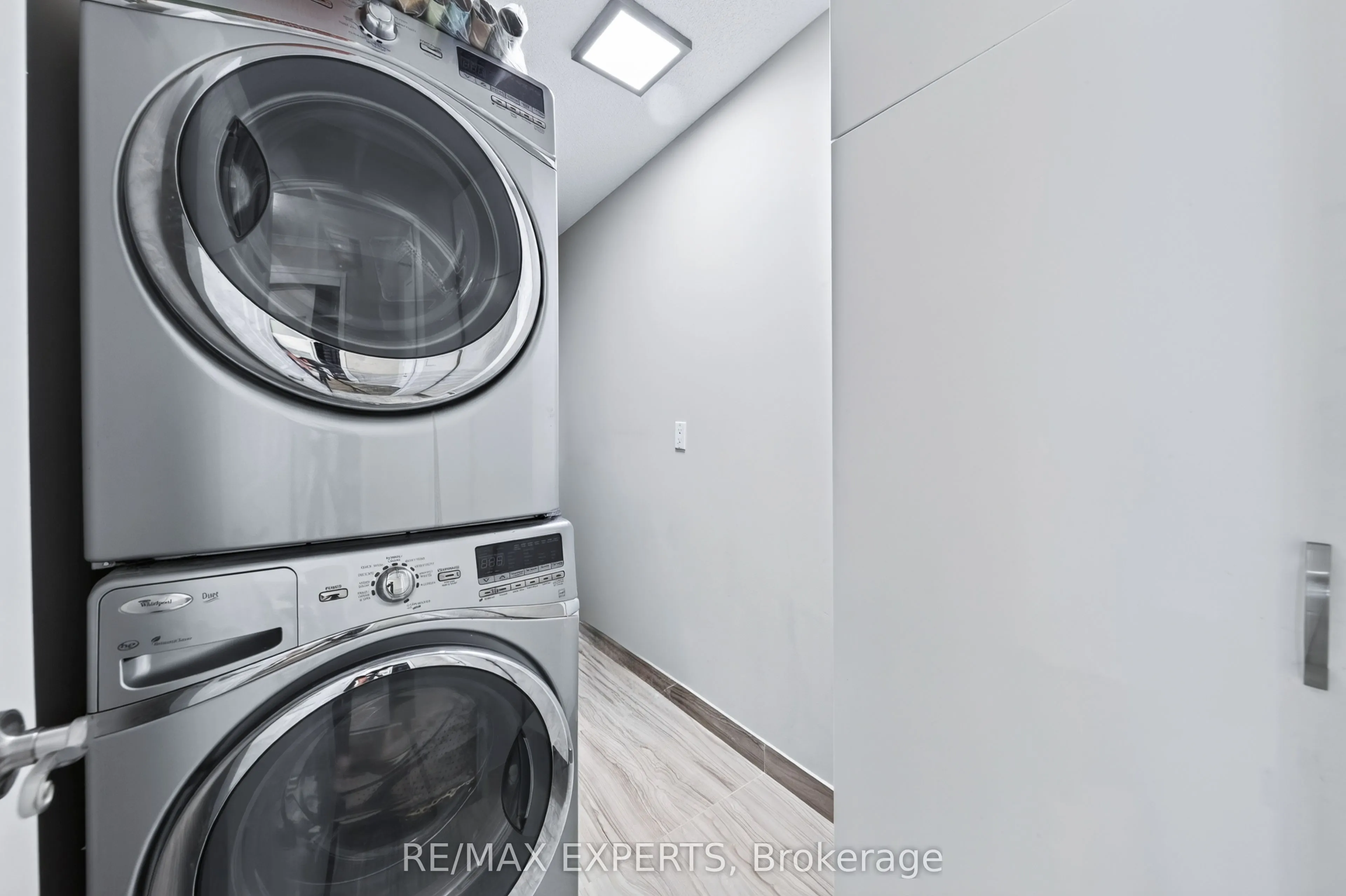 30 Harding Boulevard W #Ph01