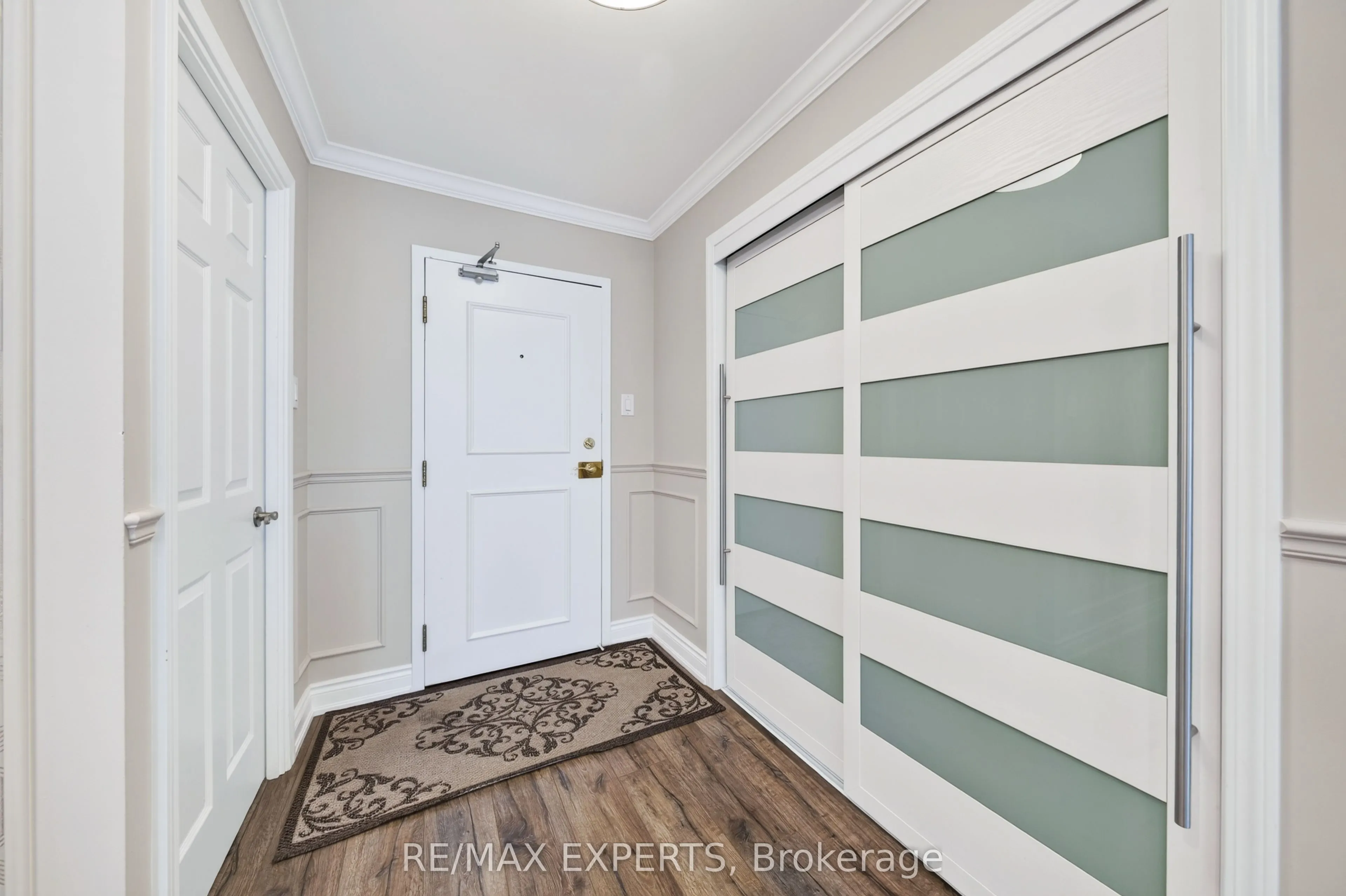 30 Harding Boulevard W #Ph01