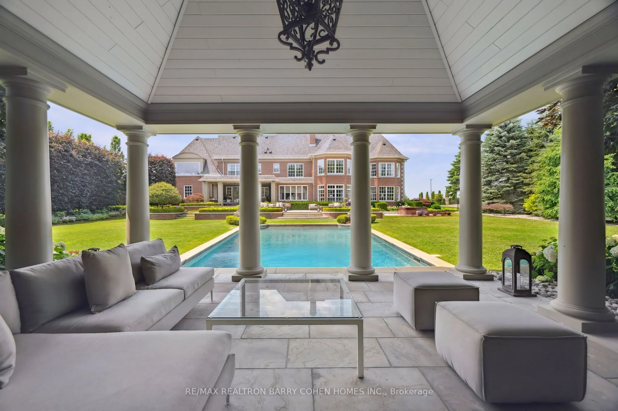 91 Fairfield Drive