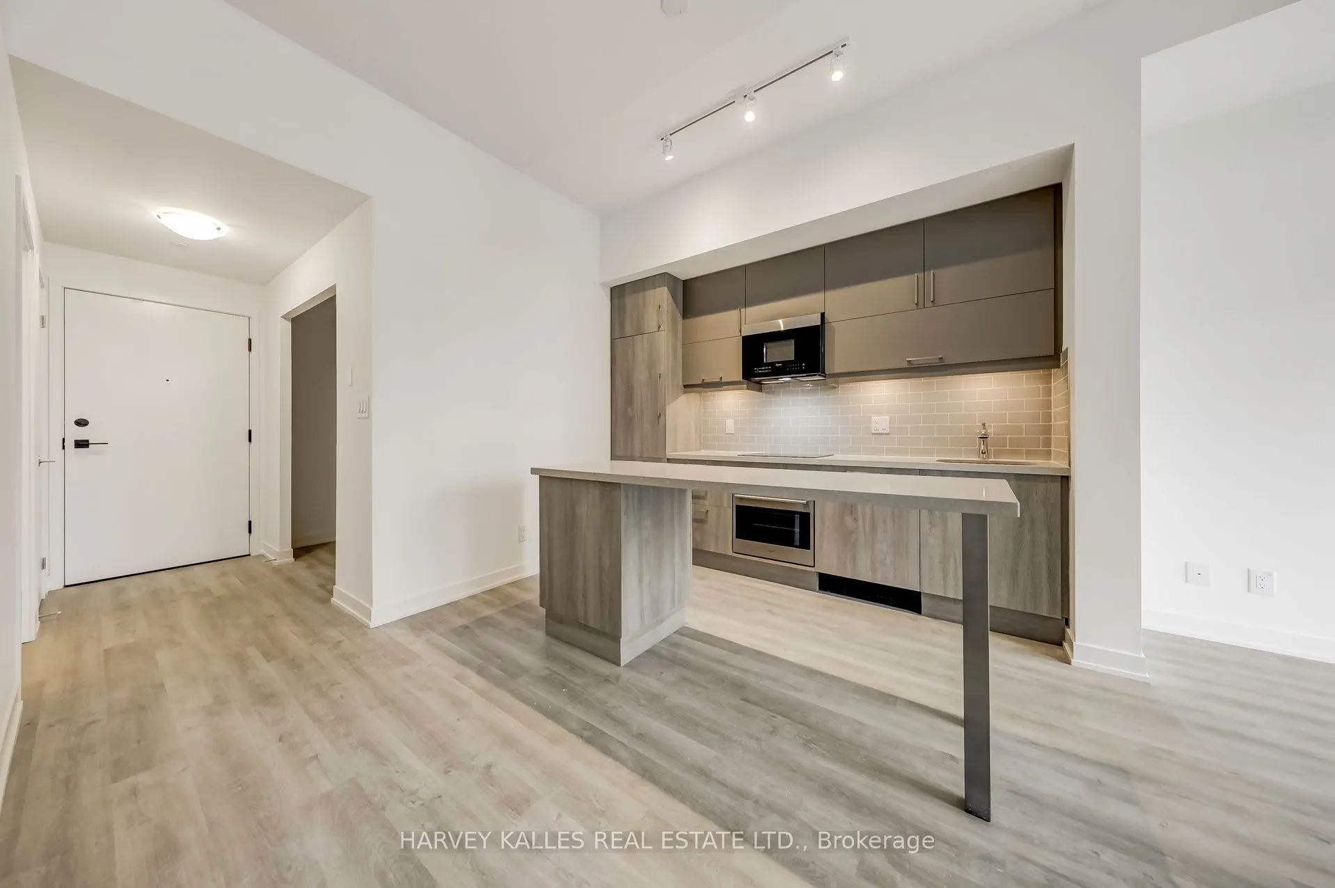 8119 Birchmount Road #1006
