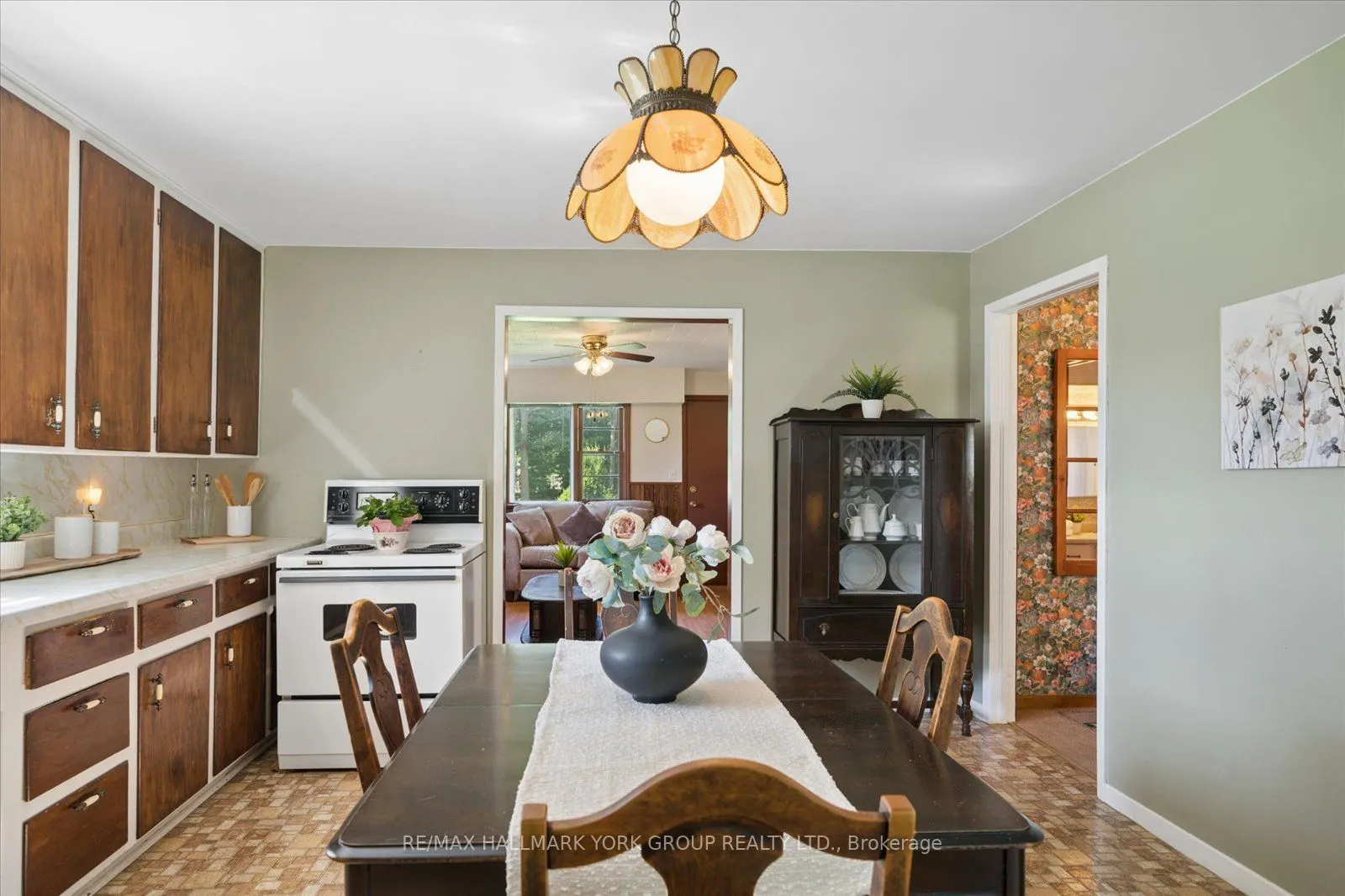 432 Catering Road