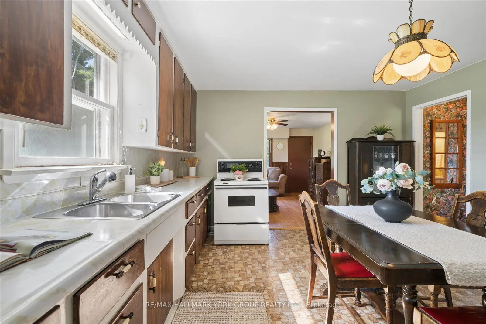 432 Catering Road