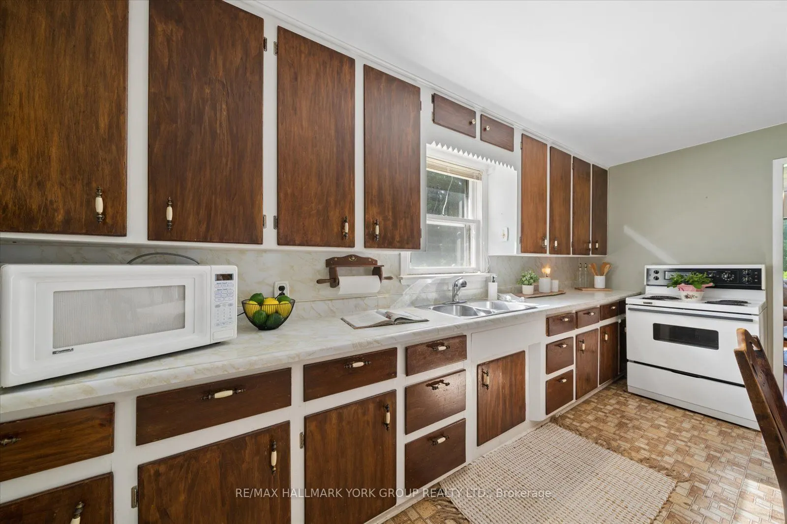 432 Catering Road