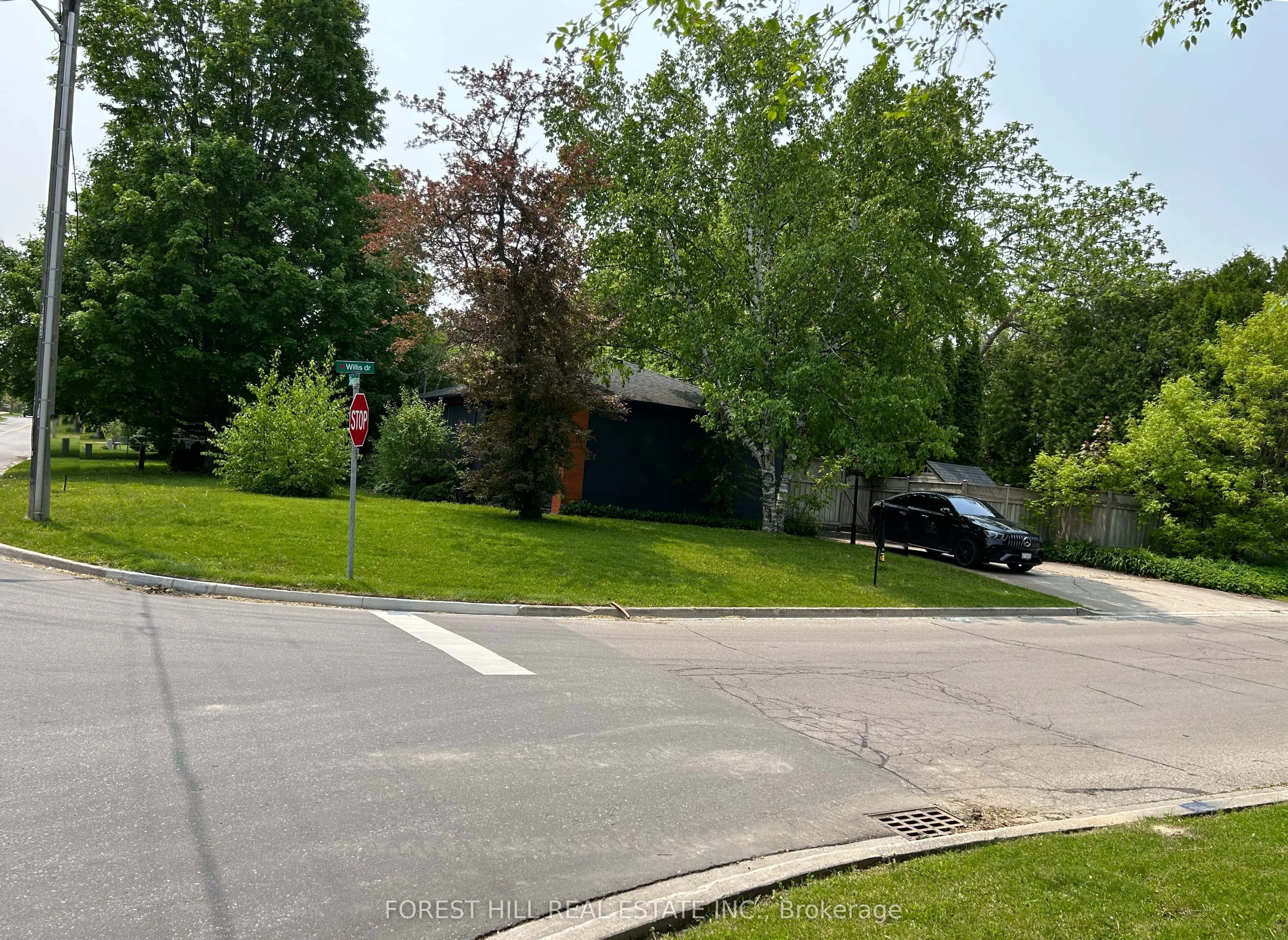 1 Willis Drive