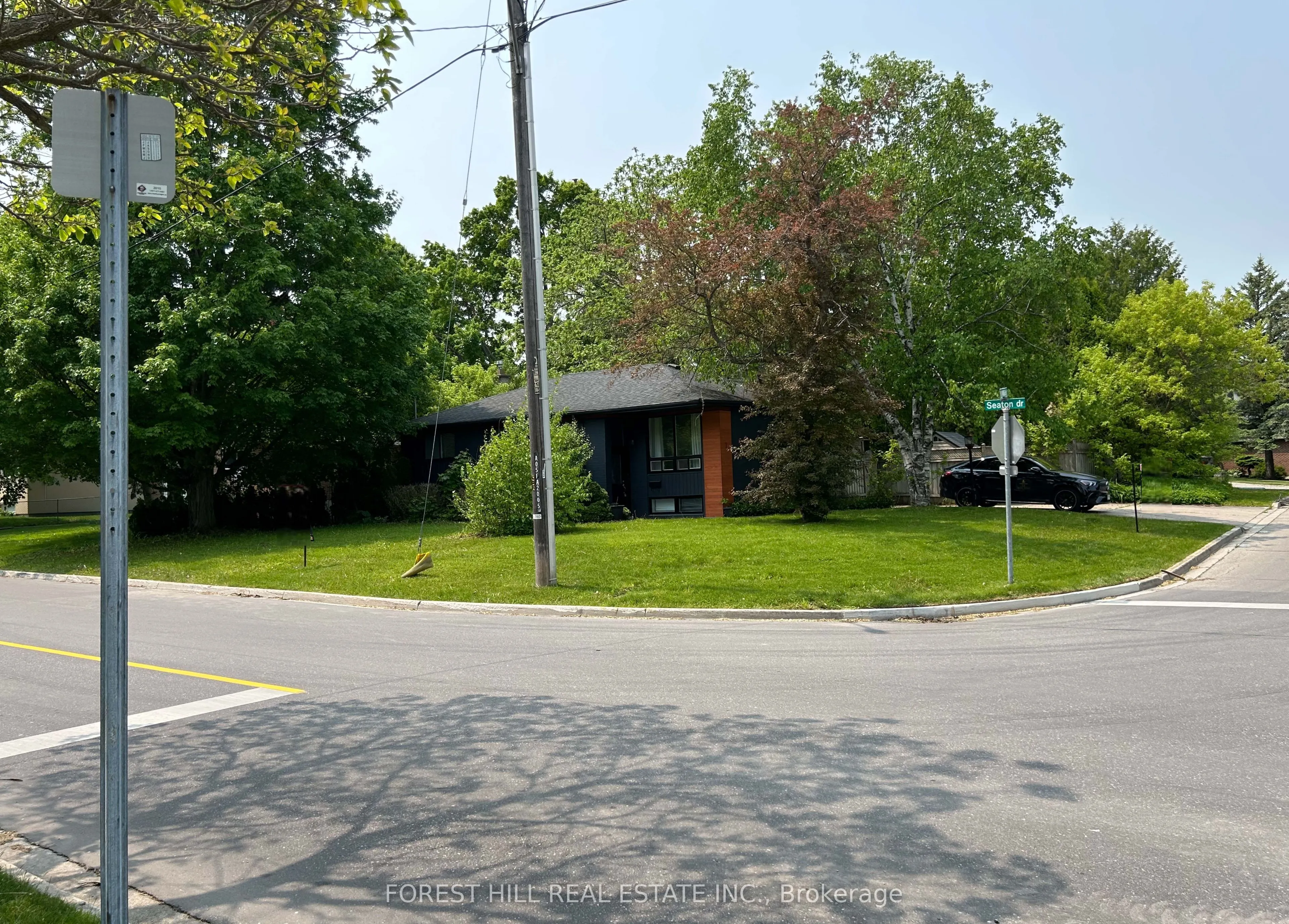 1 Willis Drive