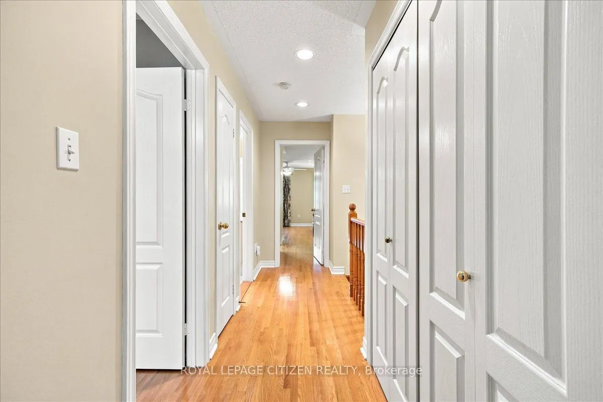 255 Shaftsbury Avenue #43